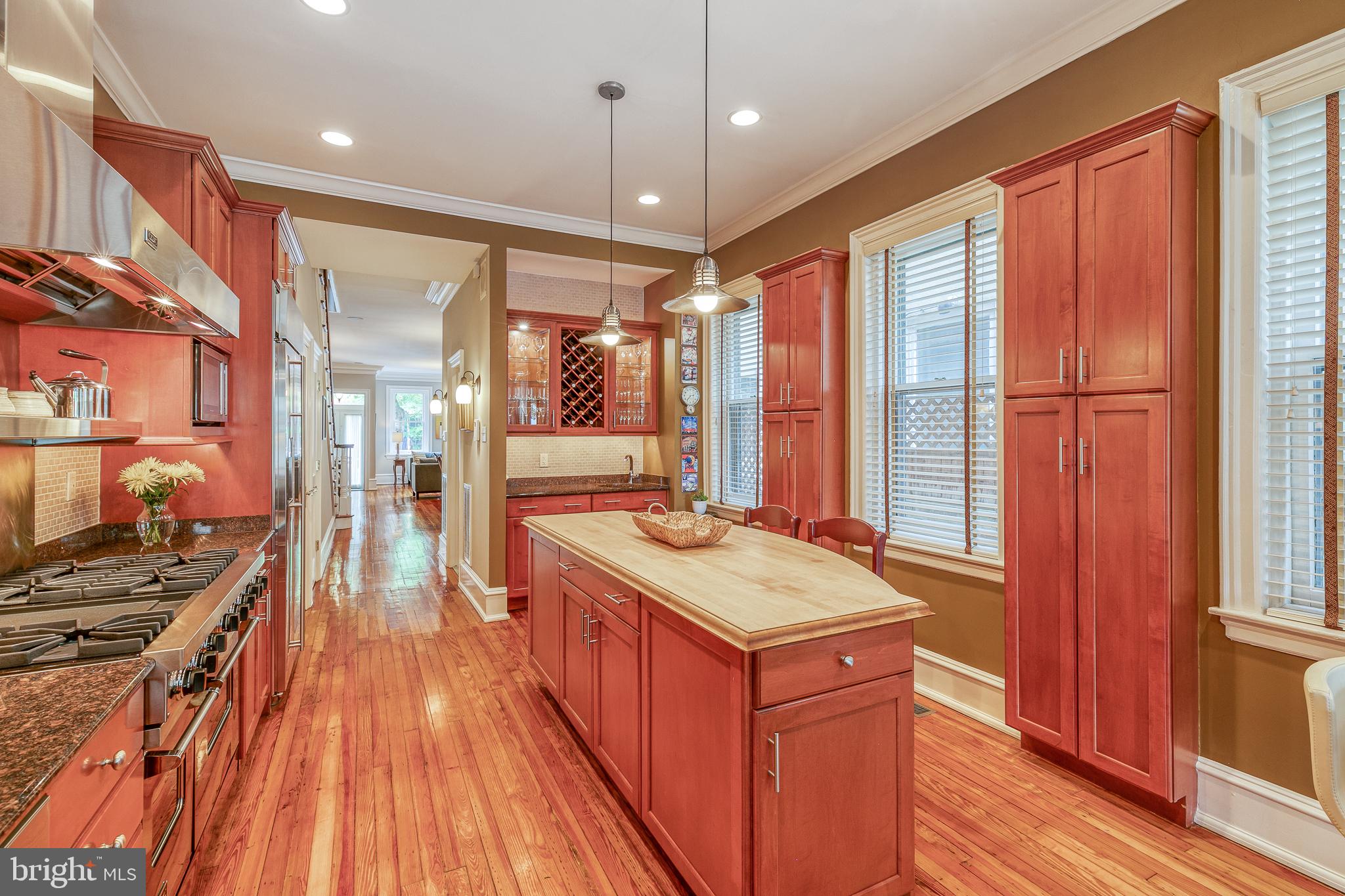 SOCIETY HILL - Residential