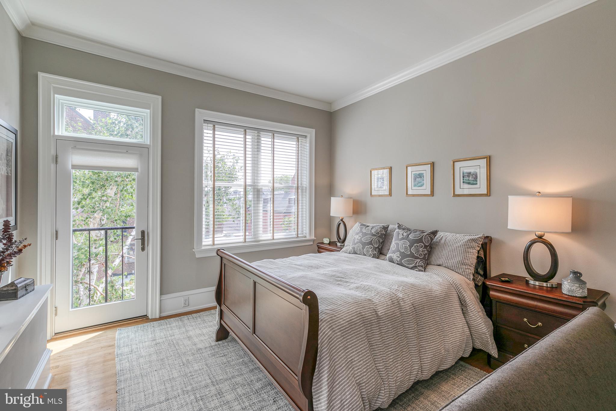 SOCIETY HILL - Residential