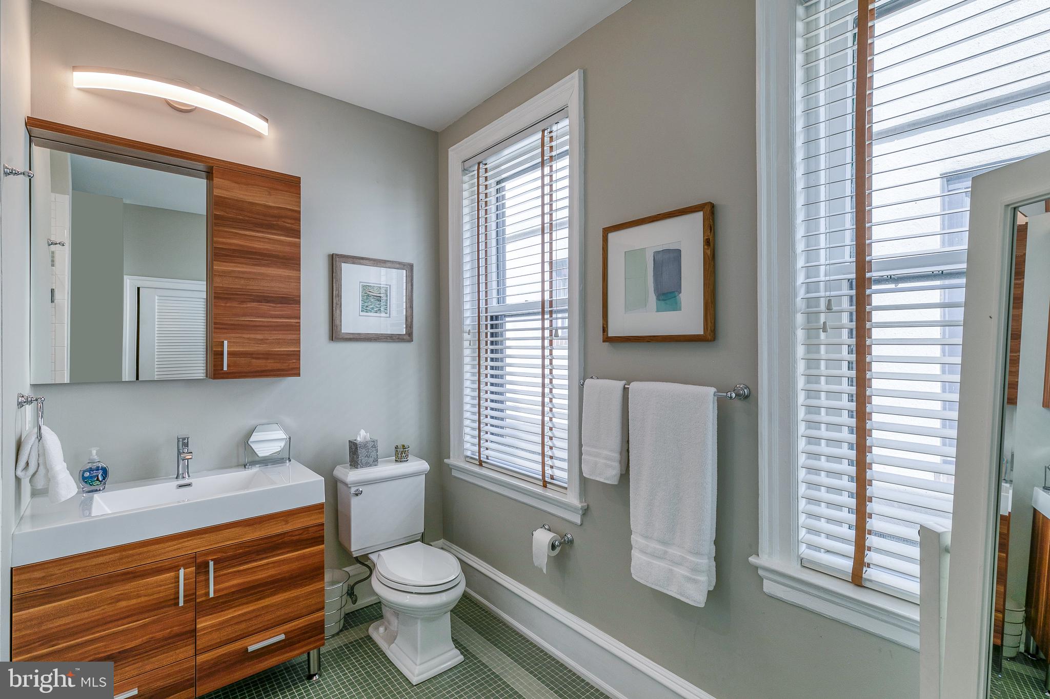 SOCIETY HILL - Residential