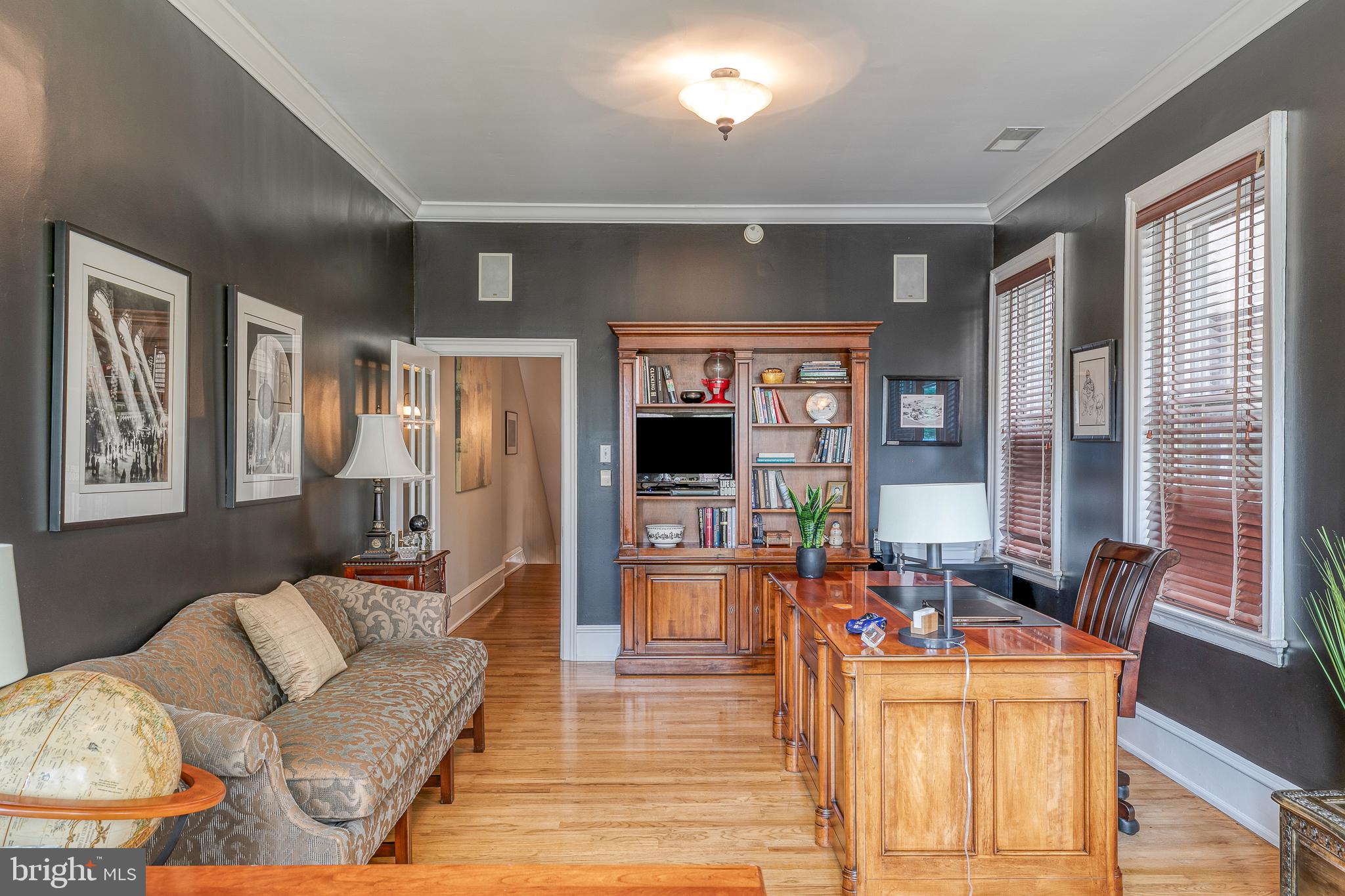 SOCIETY HILL - Residential