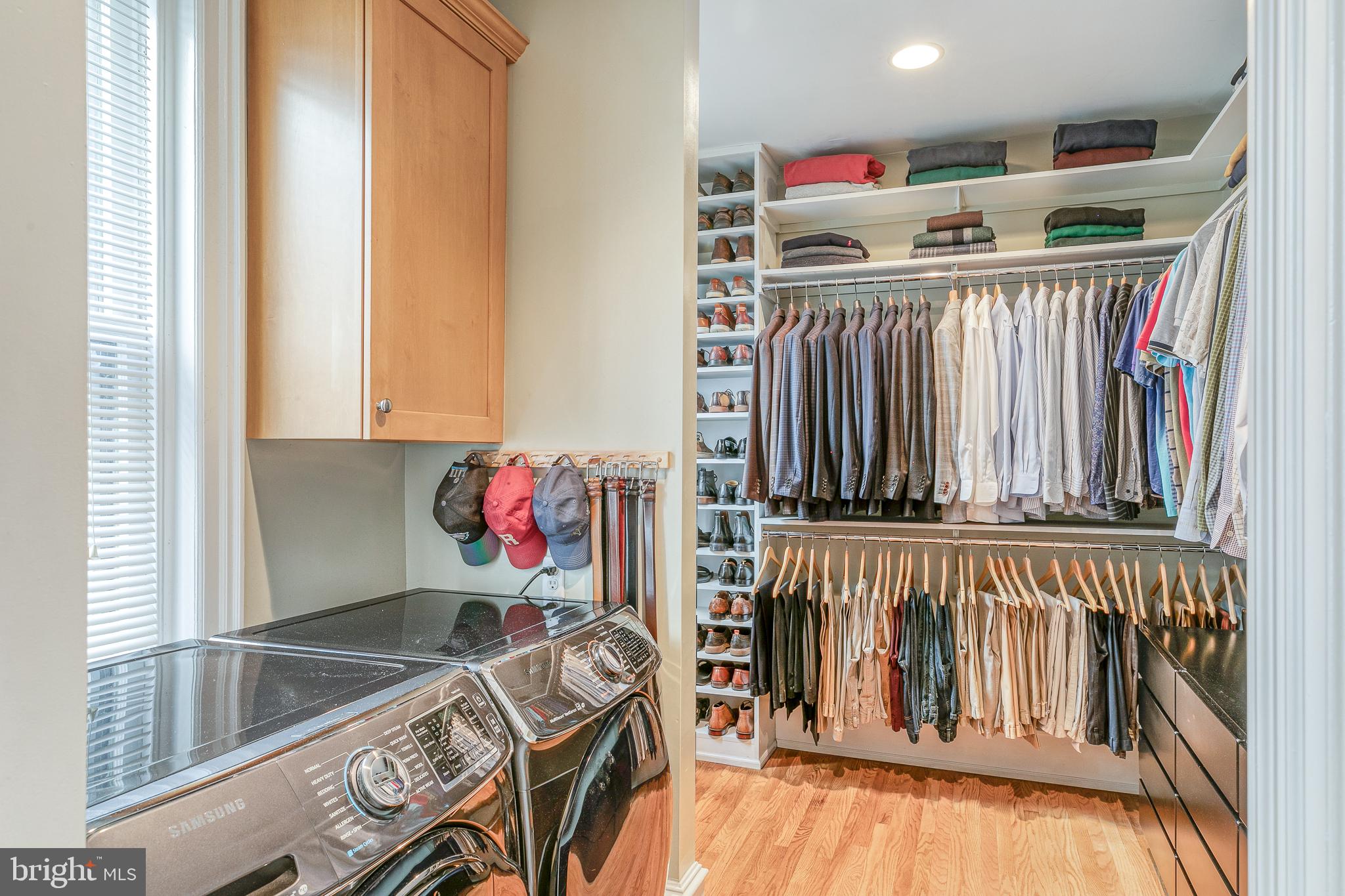 SOCIETY HILL - Residential