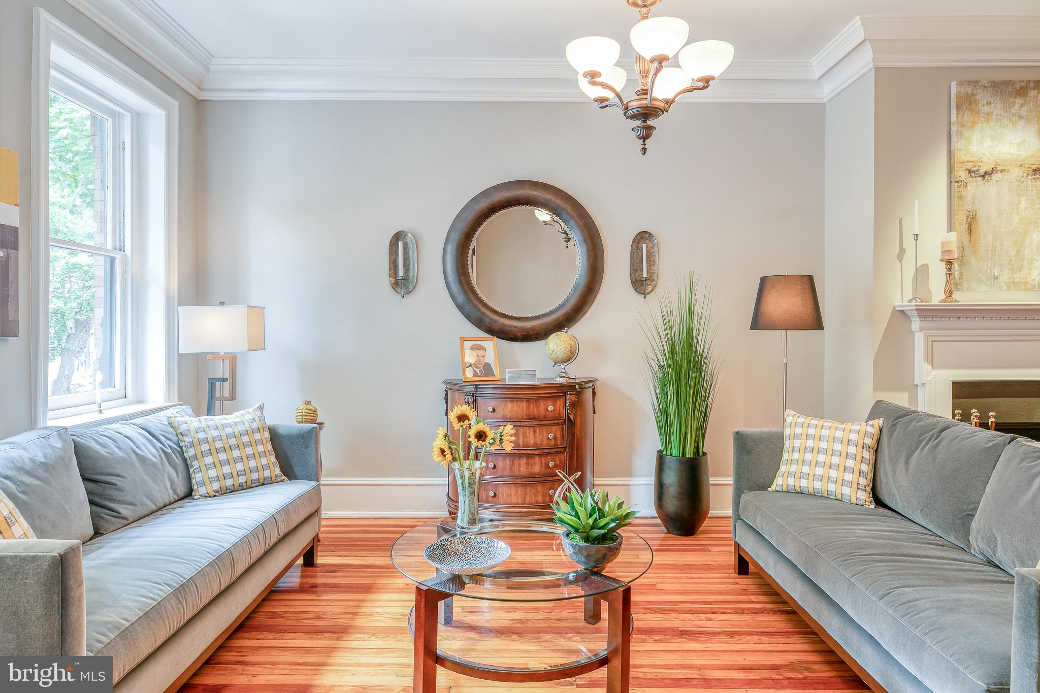 SOCIETY HILL - Residential