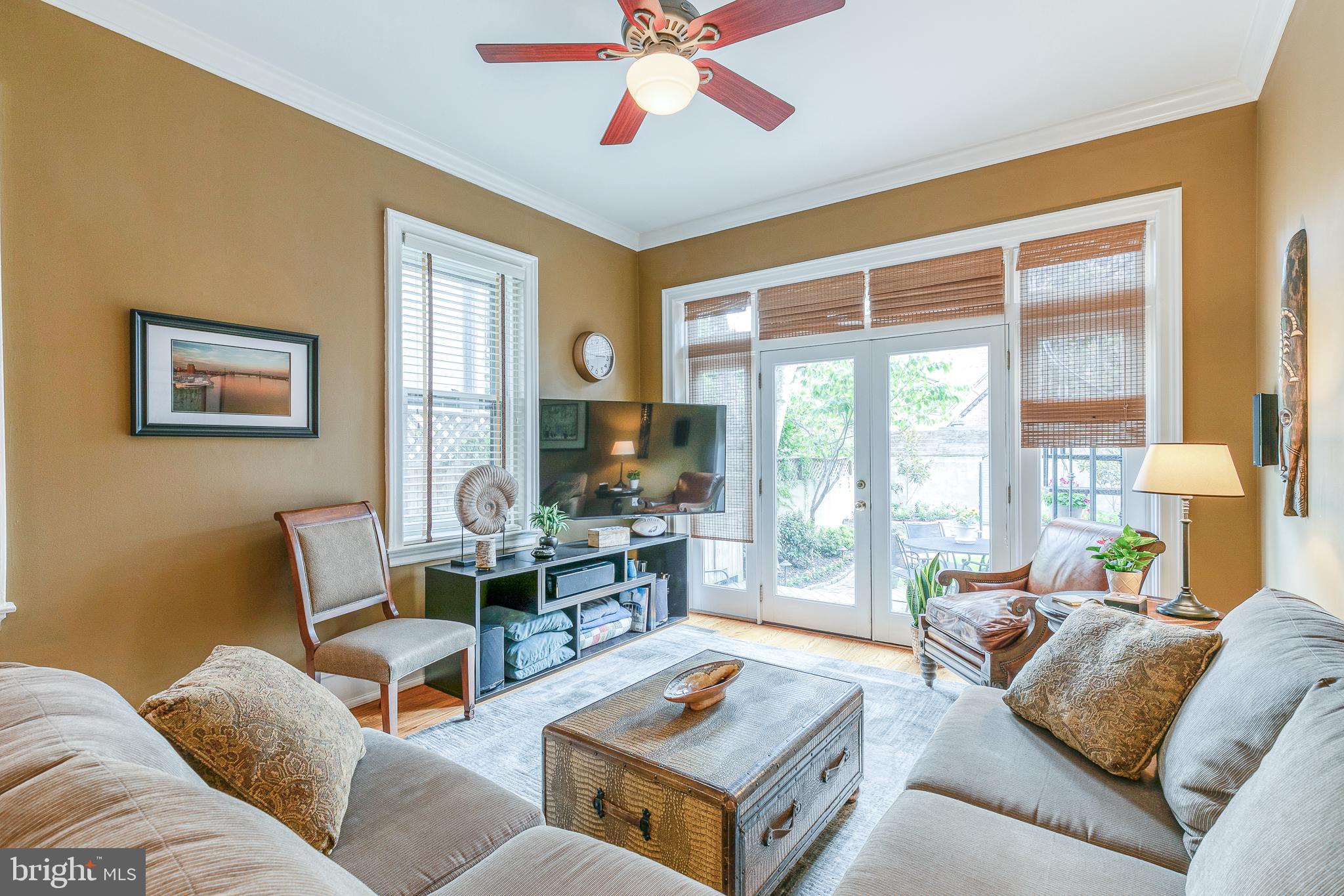 SOCIETY HILL - Residential