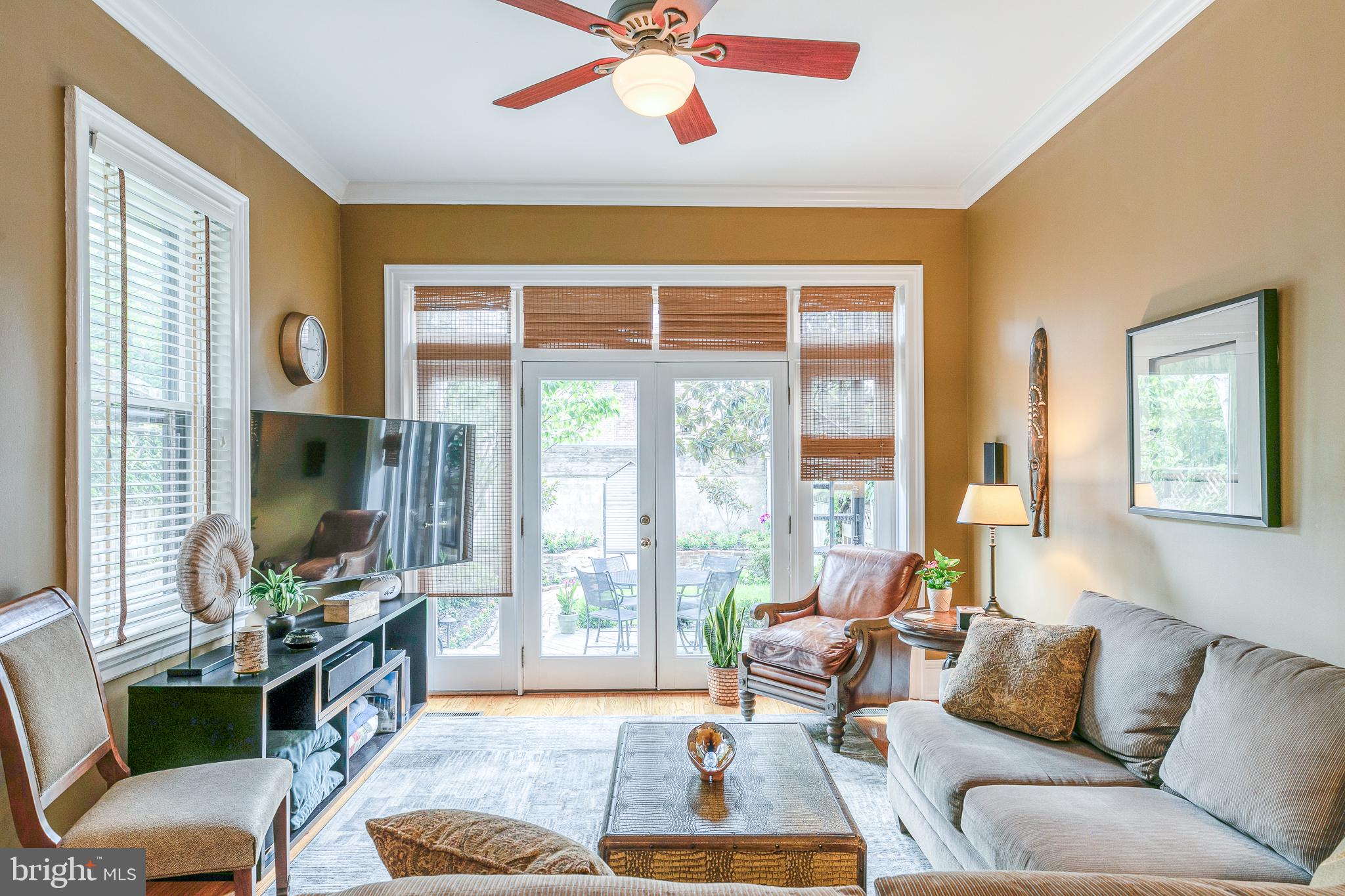 SOCIETY HILL - Residential