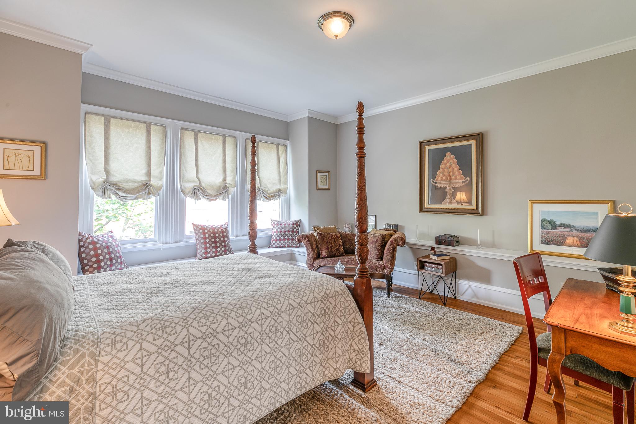 SOCIETY HILL - Residential