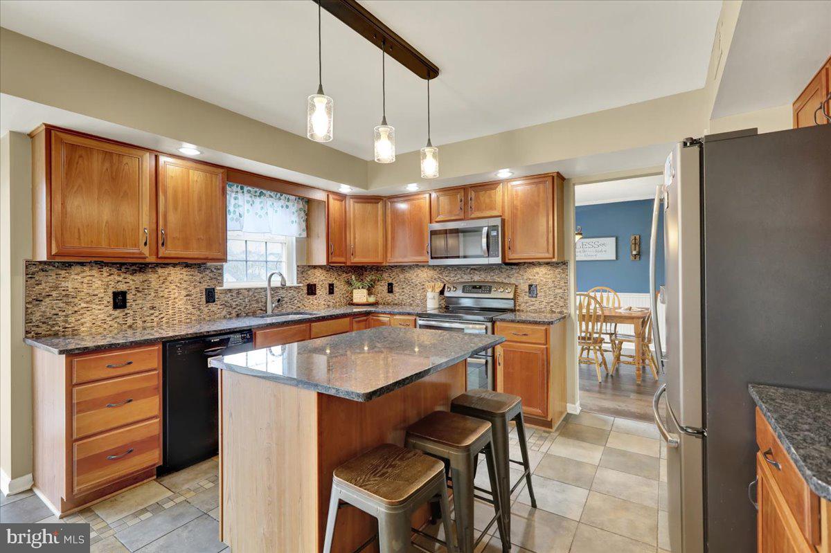 COUNTRY CLUB RUN - Residential