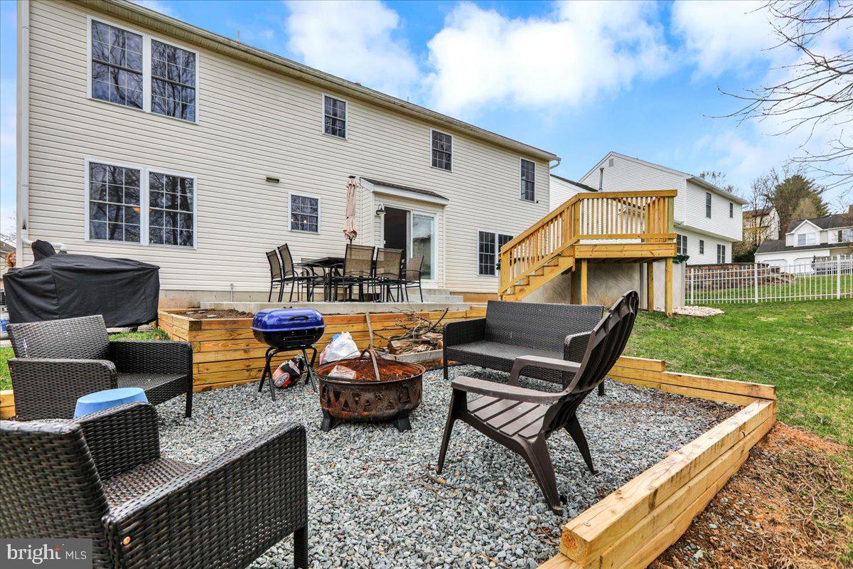 COUNTRY CLUB RUN - Residential