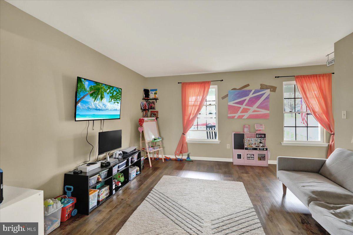 COUNTRY CLUB RUN - Residential