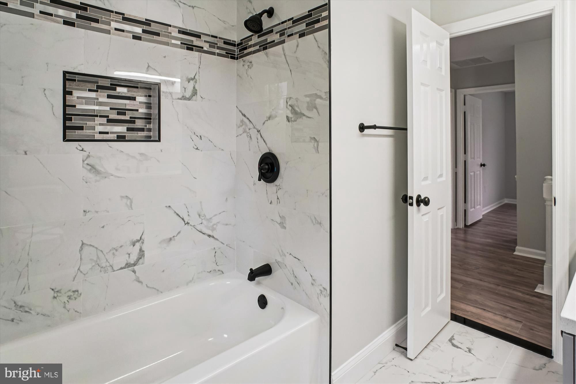 WELTMAN ESTATES - Residential