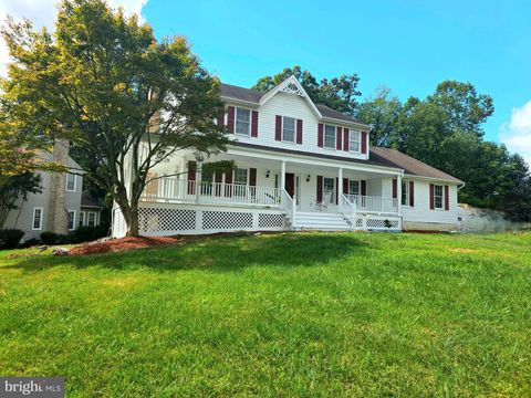 15513 MEHERRIN DRIVE CENTREVILLE VA 20120
