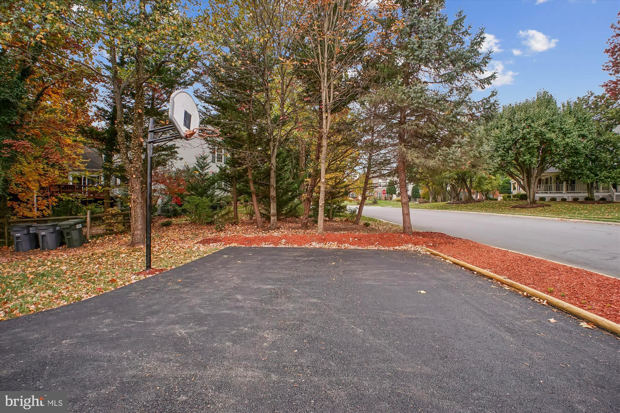 WELTMAN ESTATES - Residential