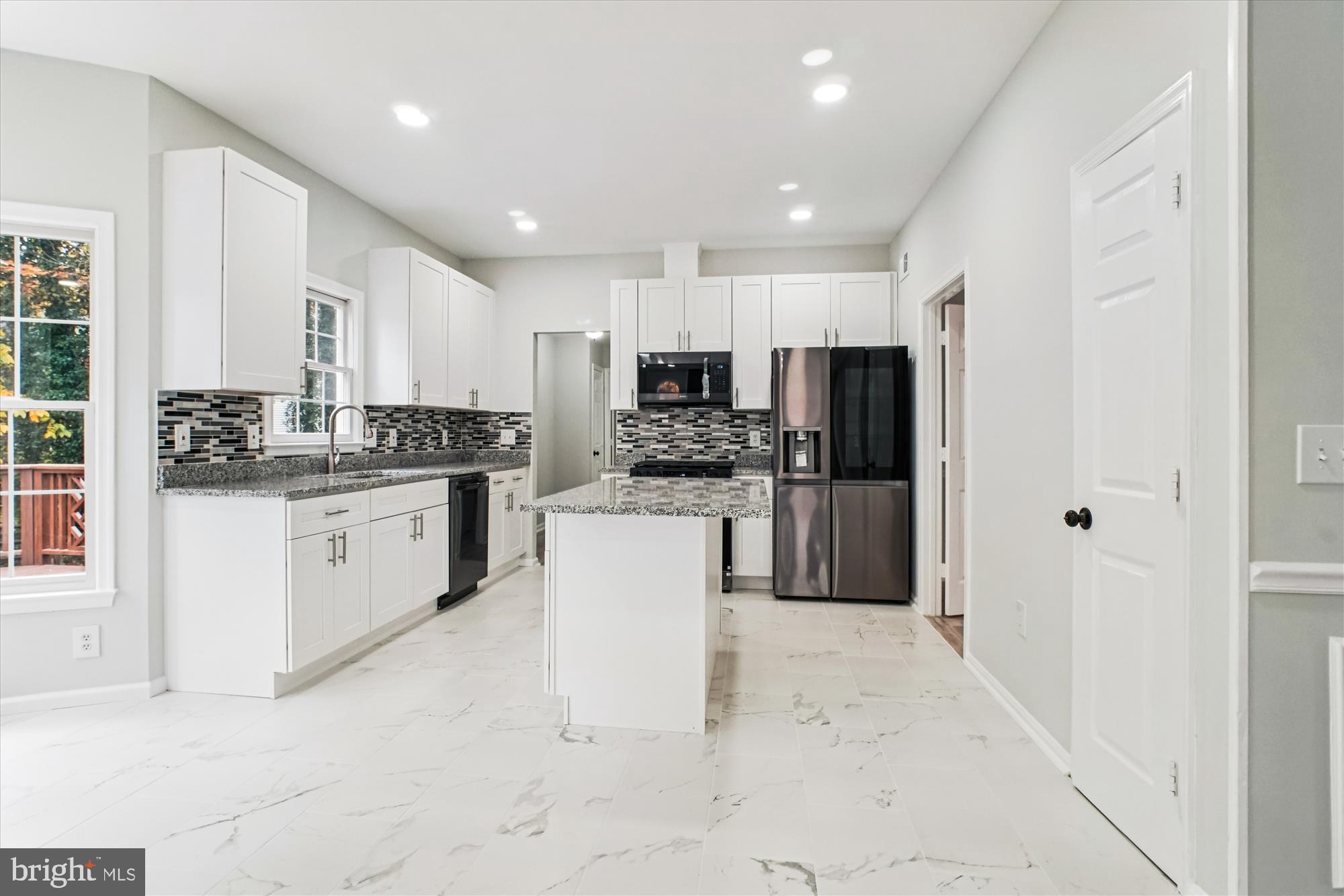 WELTMAN ESTATES - Residential