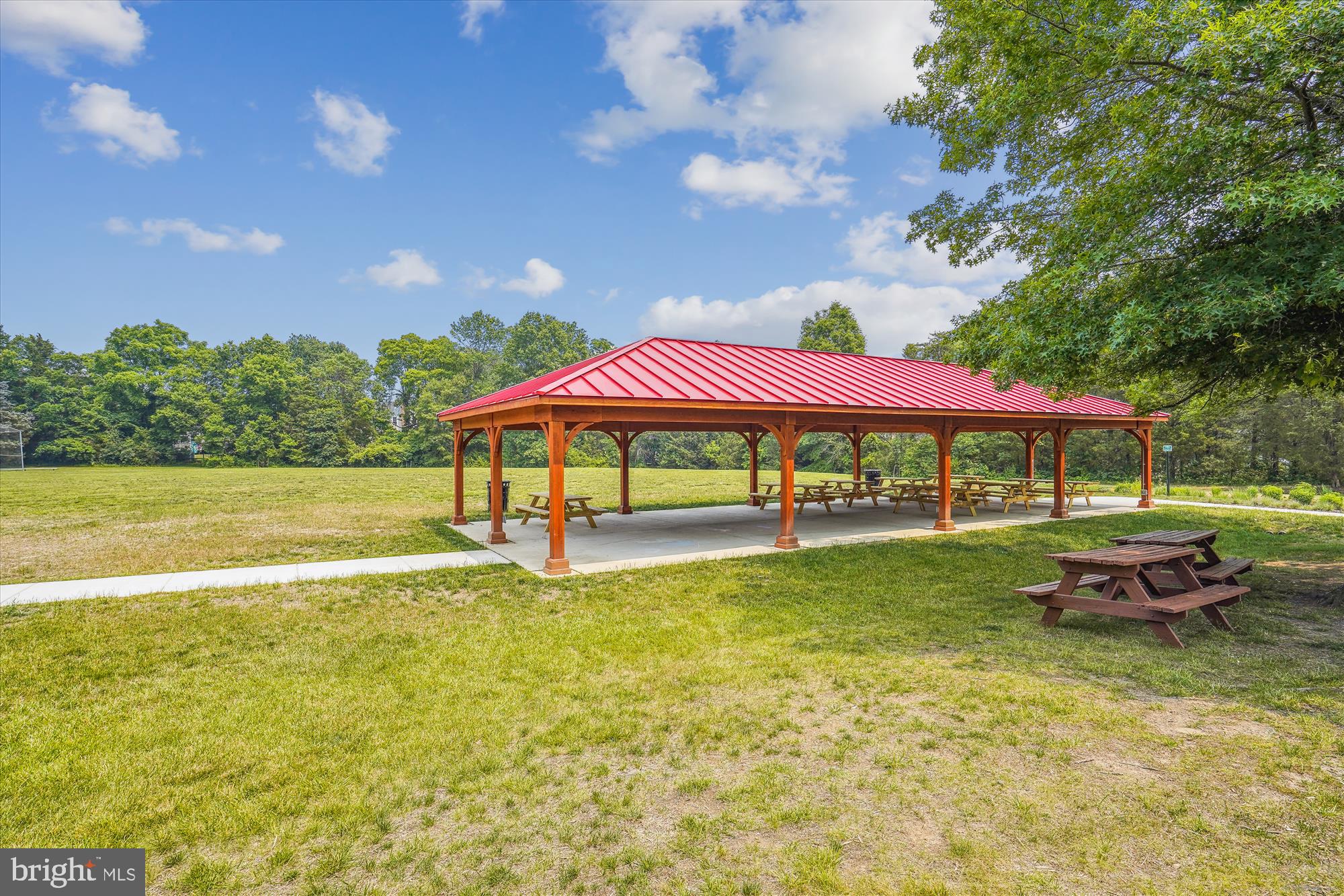 WELTMAN ESTATES - Residential