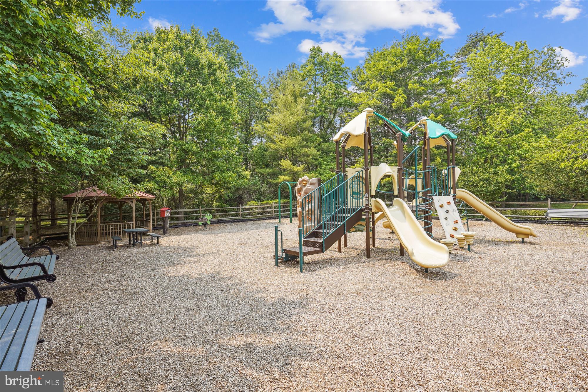 WELTMAN ESTATES - Residential