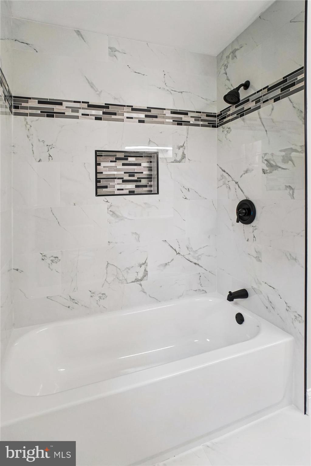 WELTMAN ESTATES - Residential