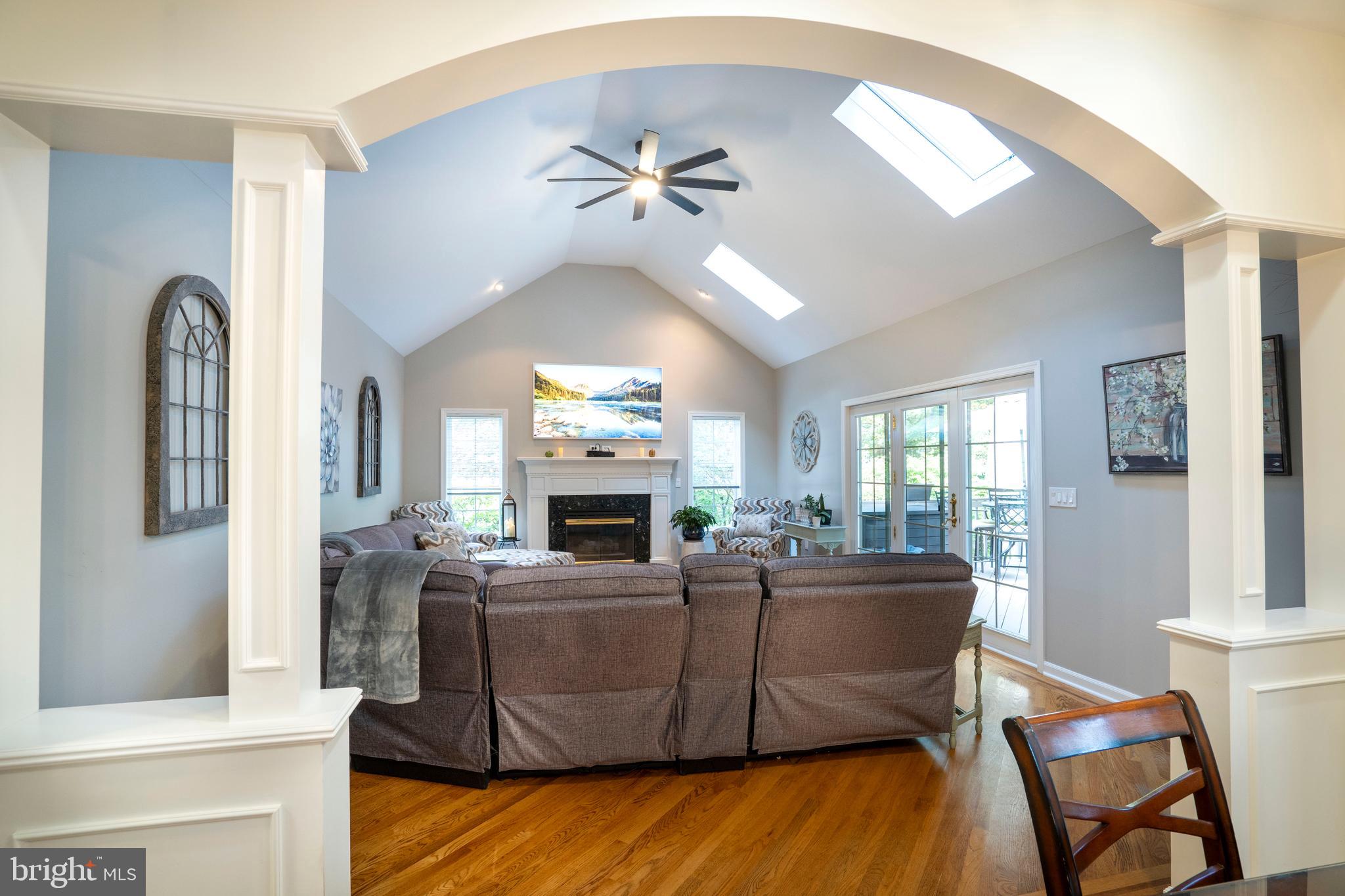 CHESTNUT RIDGE - Residential