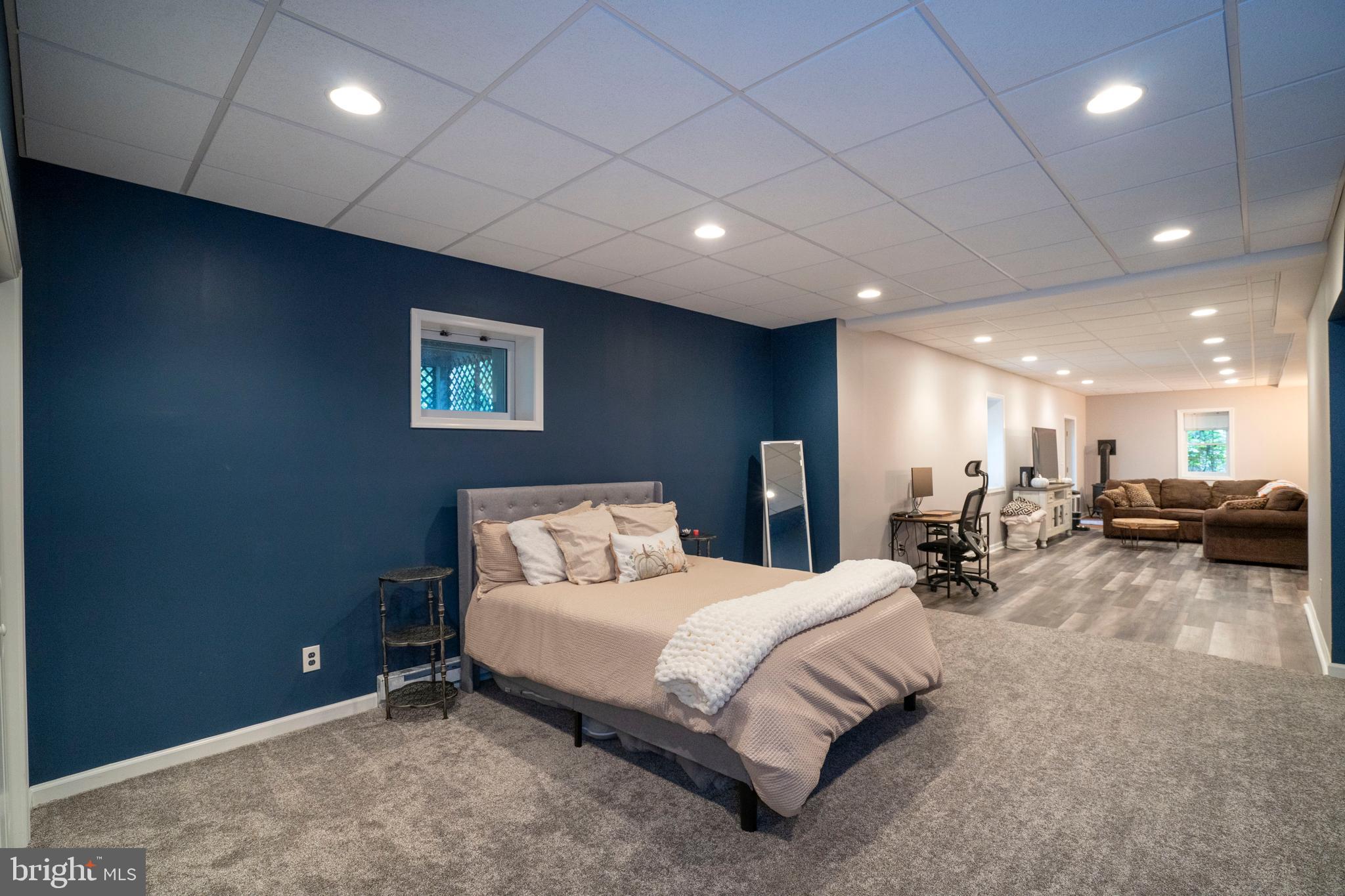 CHESTNUT RIDGE - Residential