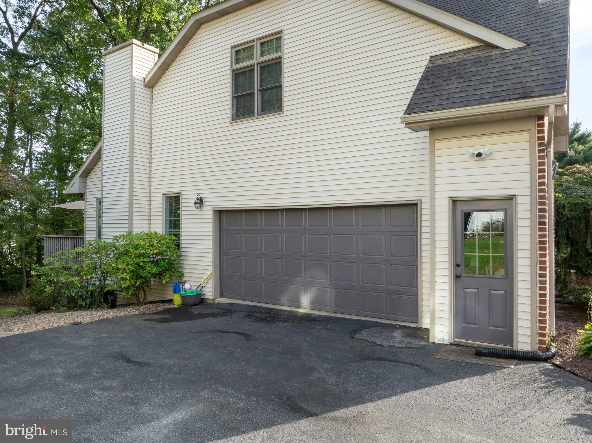 CHESTNUT RIDGE - Residential