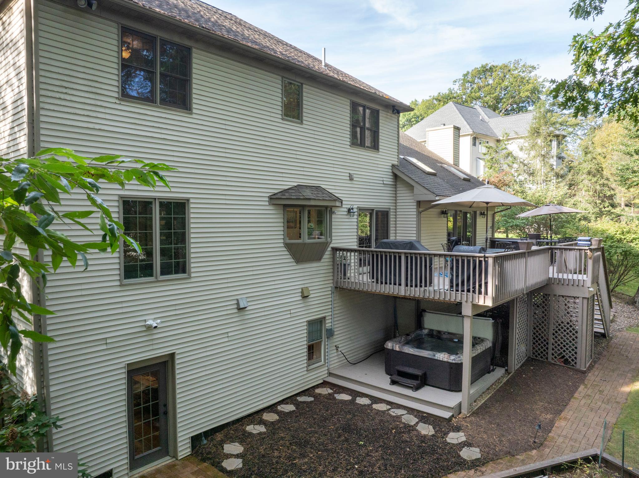 CHESTNUT RIDGE - Residential