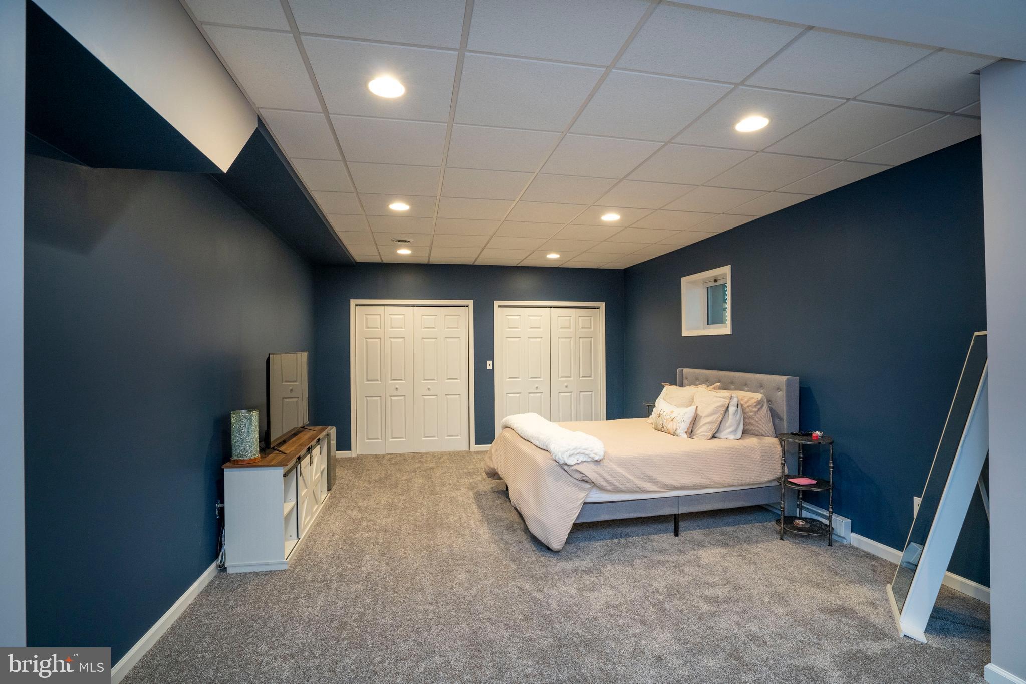 CHESTNUT RIDGE - Residential