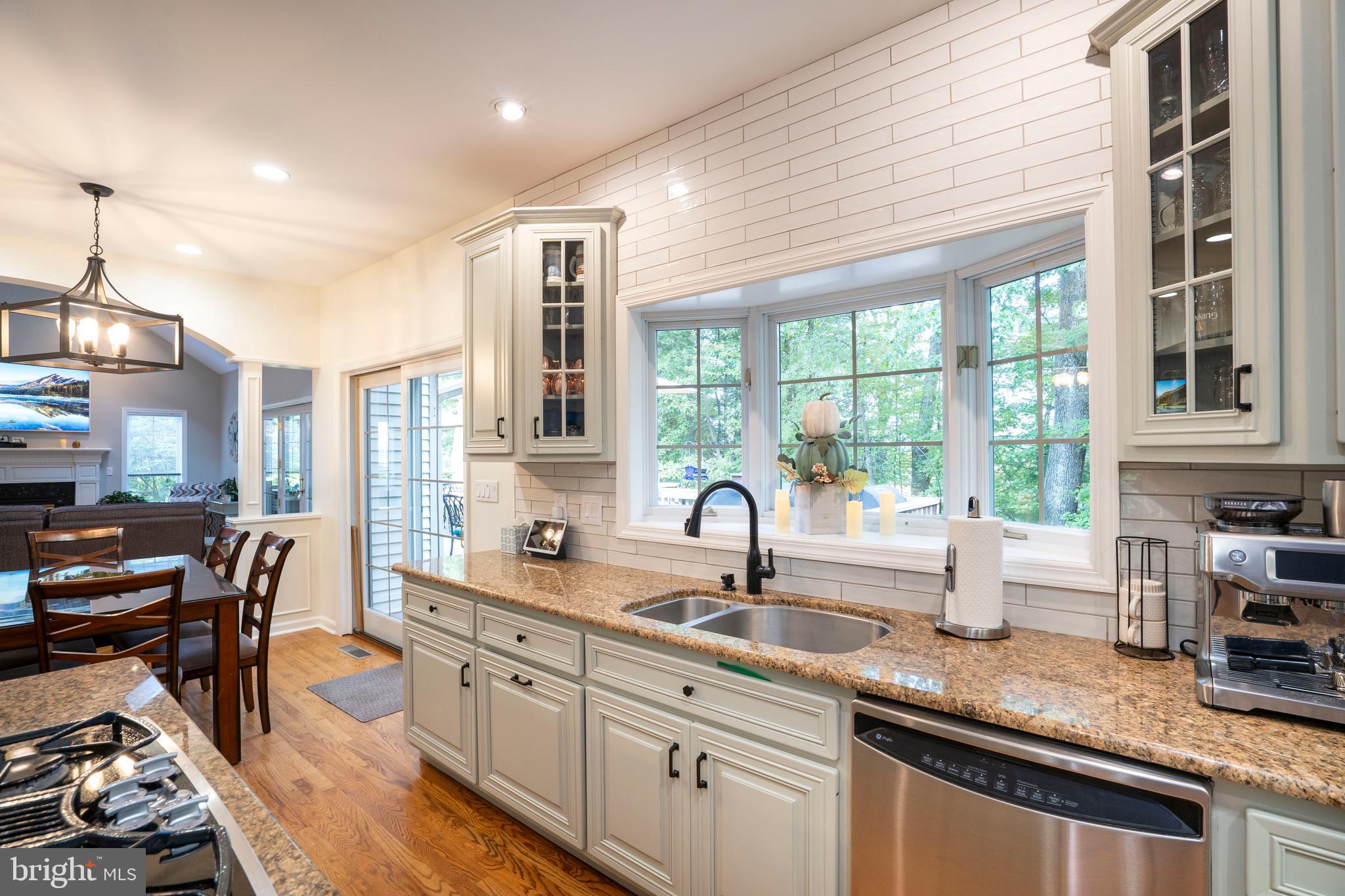 CHESTNUT RIDGE - Residential