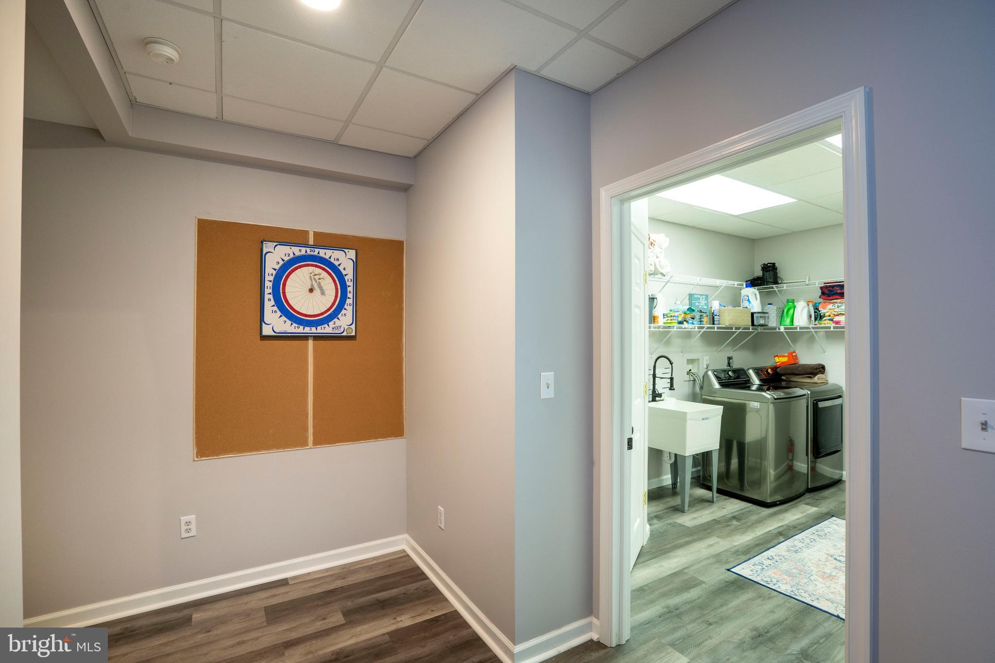 CHESTNUT RIDGE - Residential