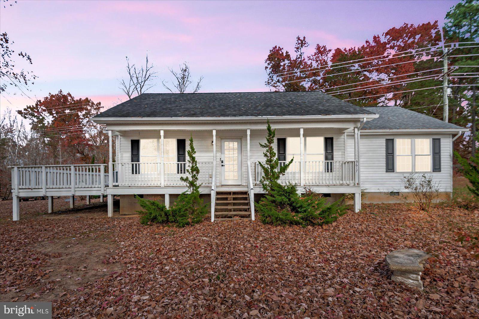 9617 THOUSAND OAKS LANE