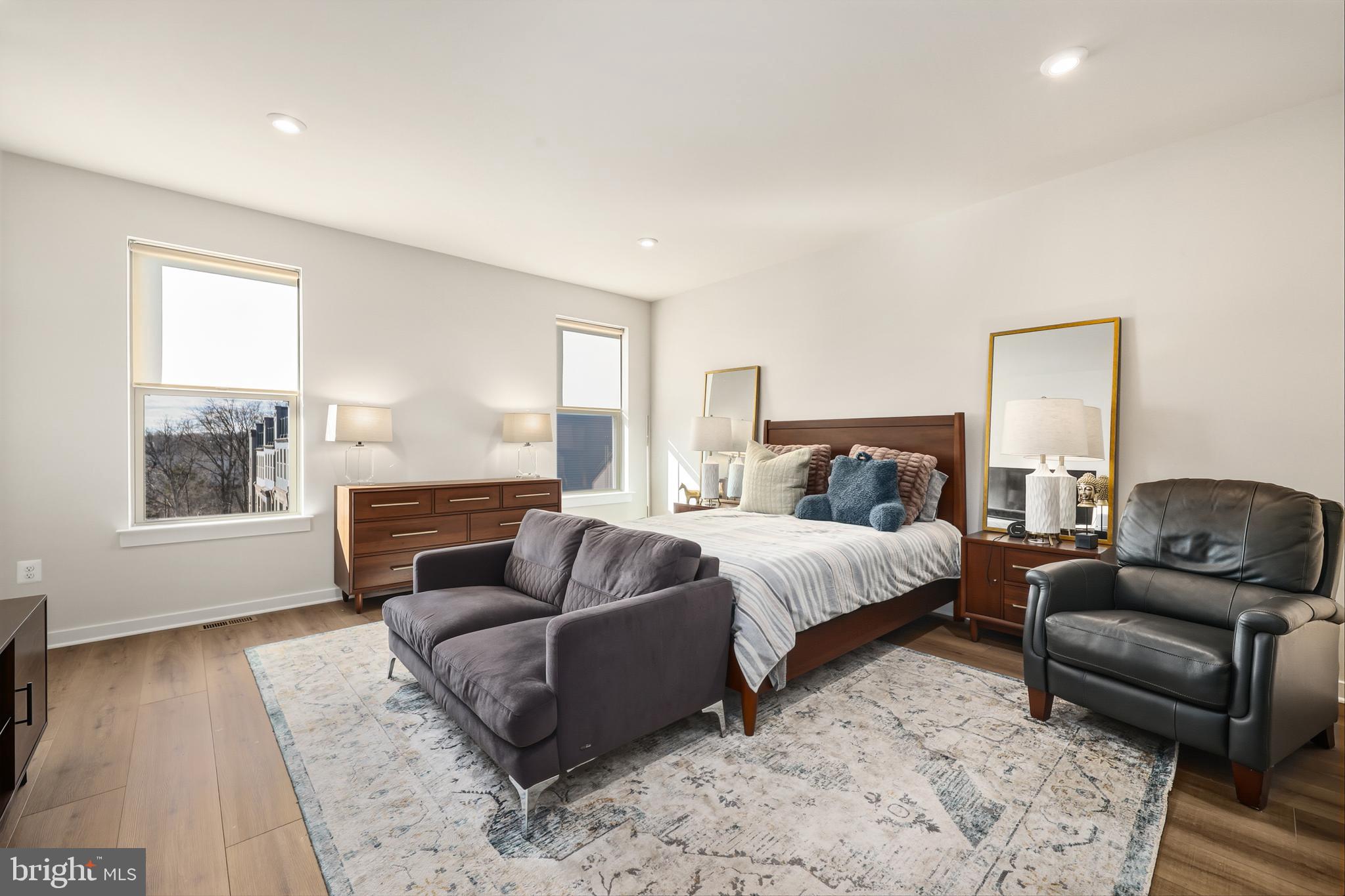 OVERLOOK - Residential