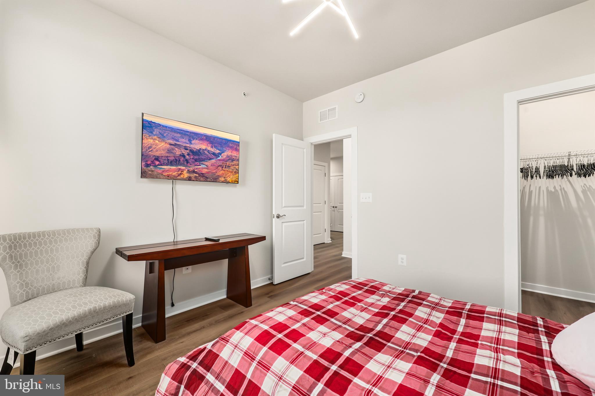 OVERLOOK - Residential