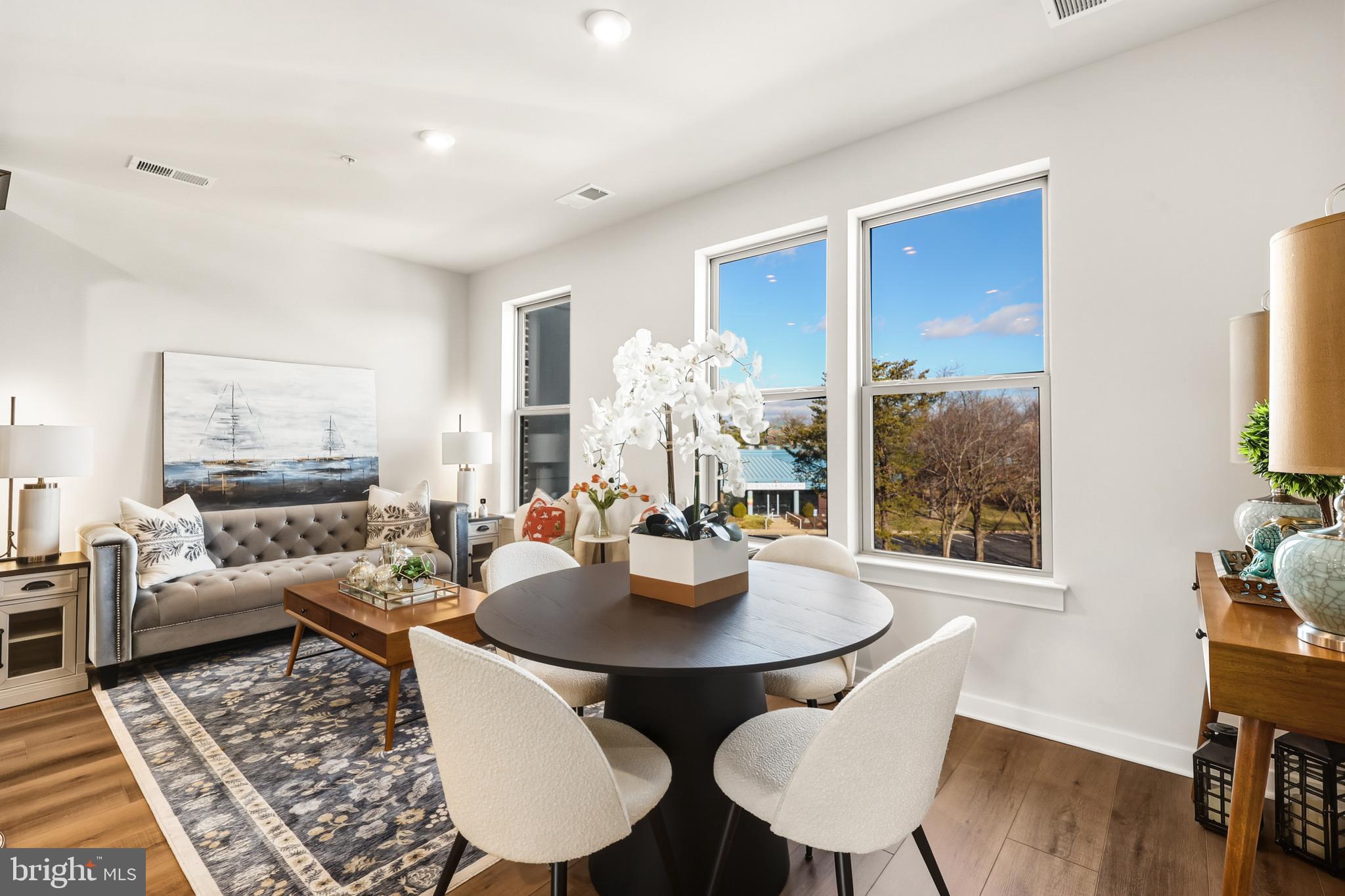 OVERLOOK - Residential