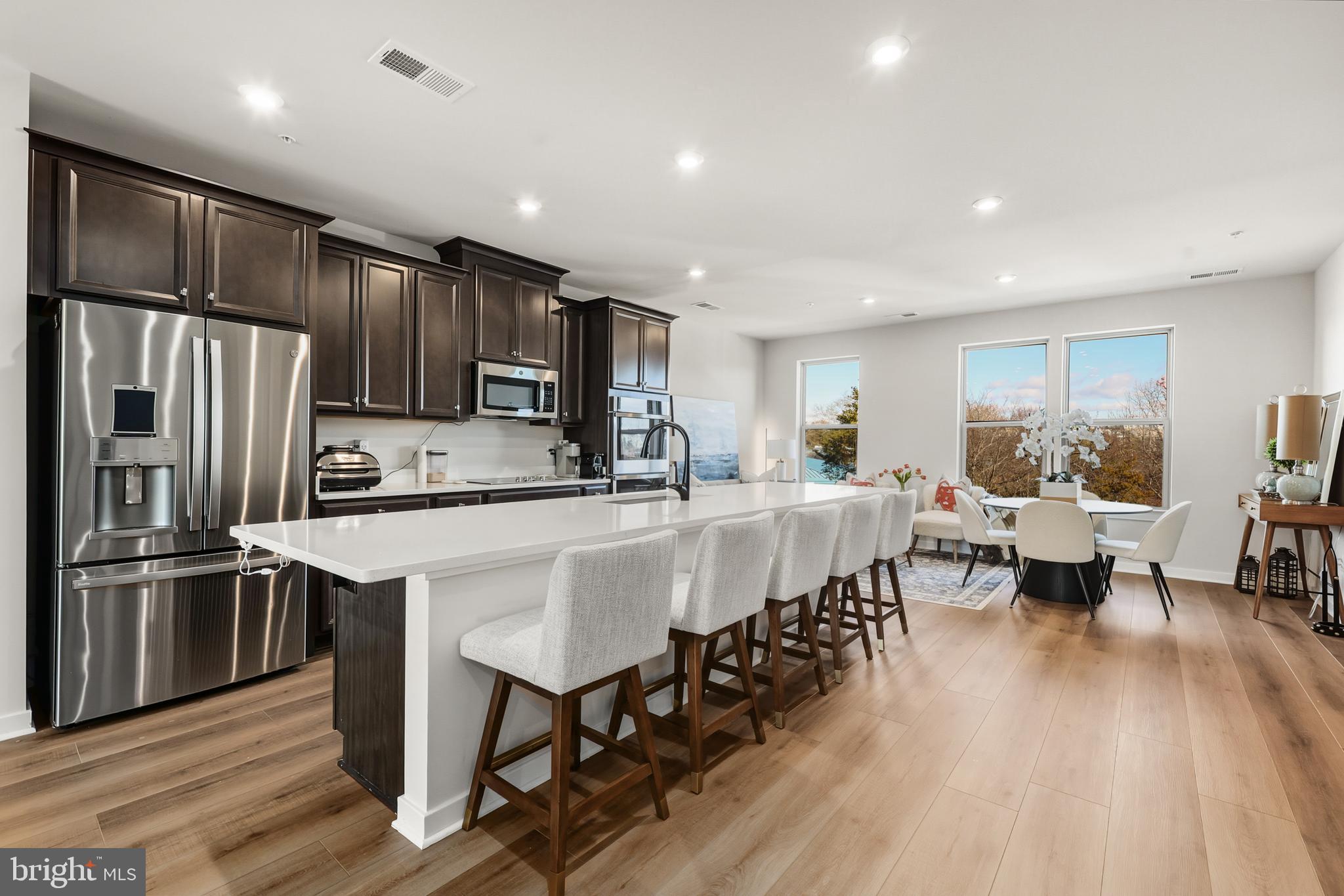 OVERLOOK - Residential