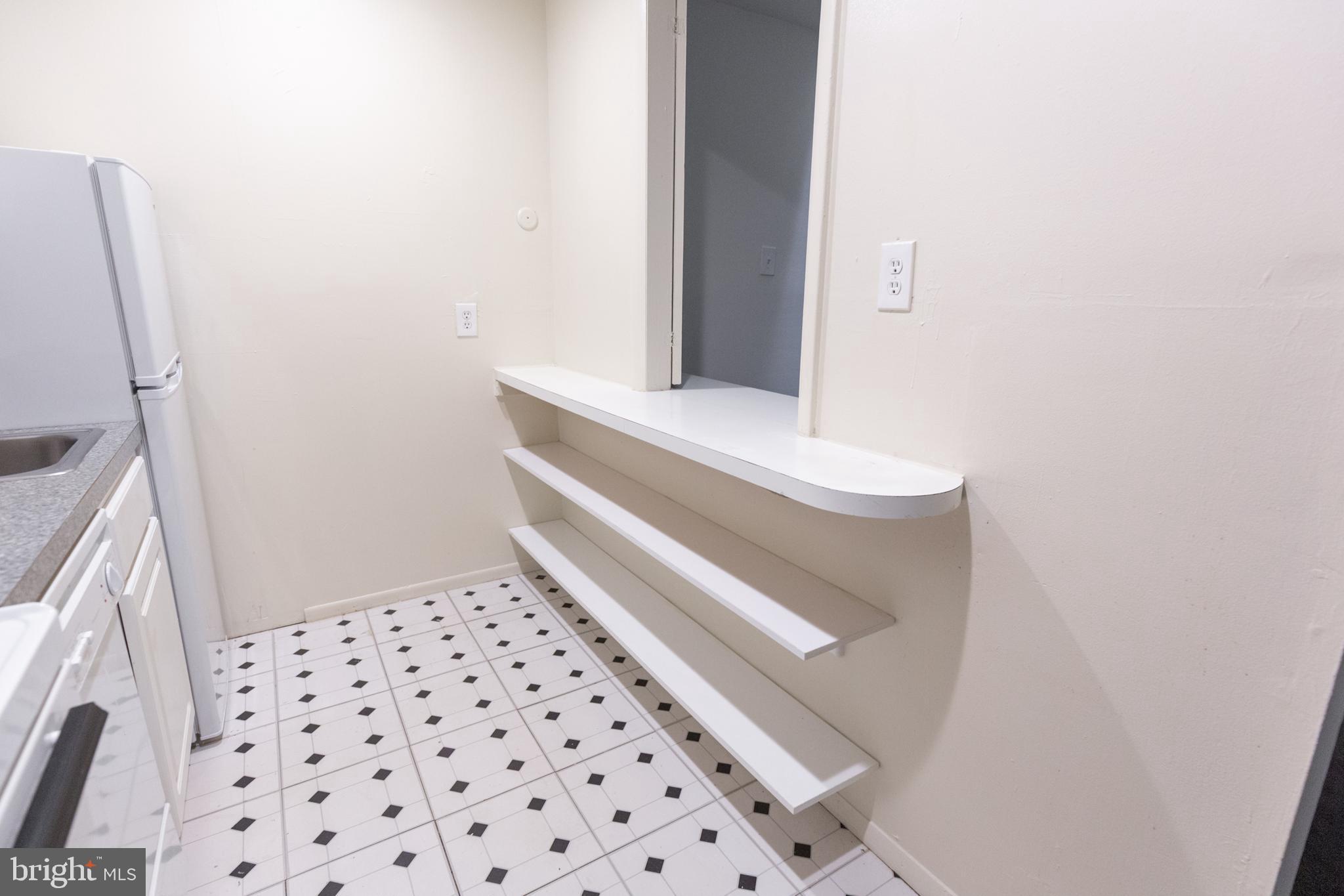 2311 SPRUCE STREET 203