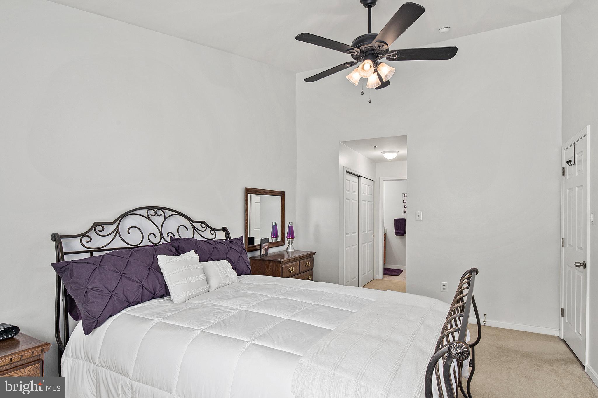 RIVERCHASE CONDOS - Residential