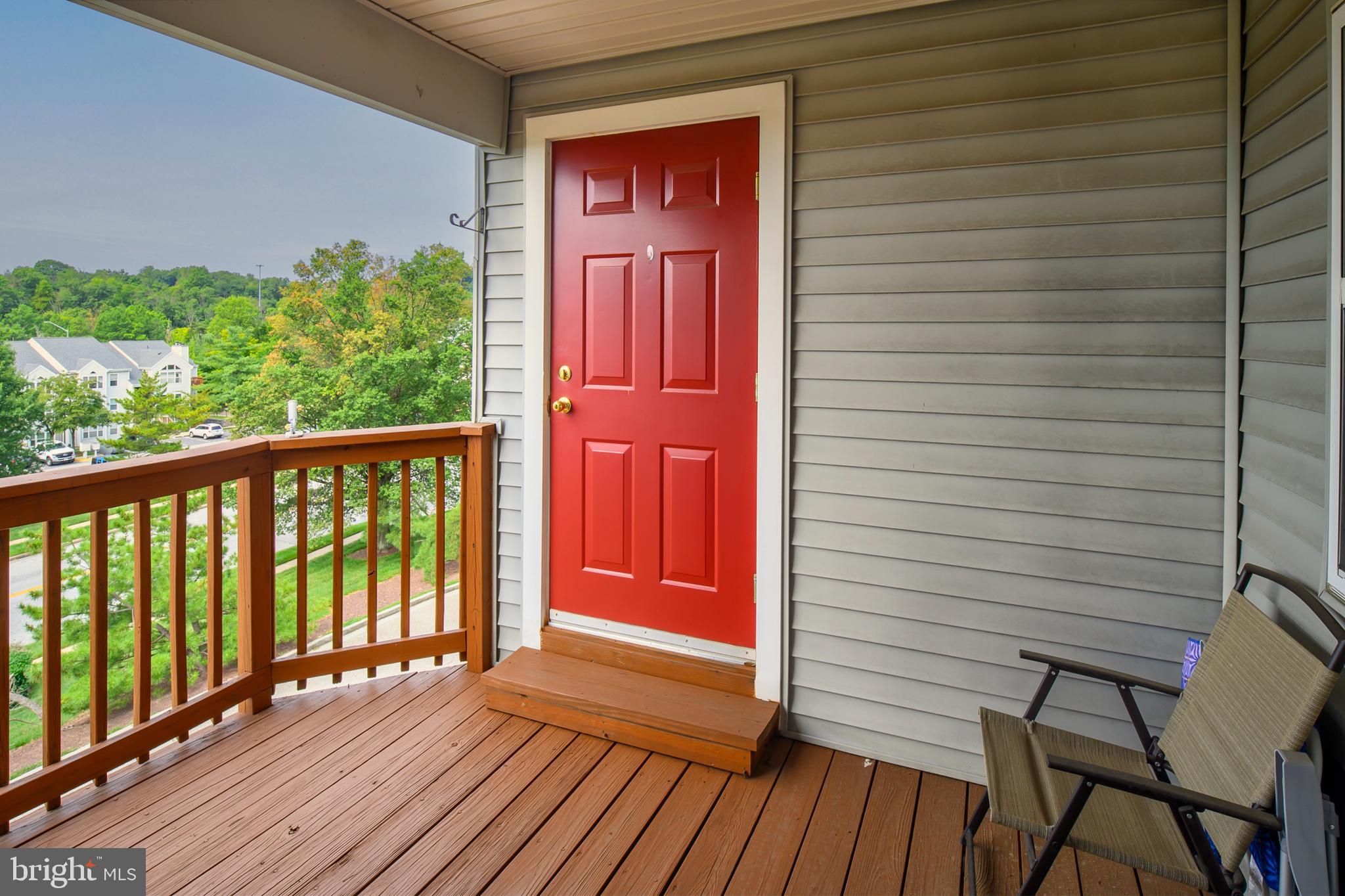 RIVERCHASE CONDOS - Residential