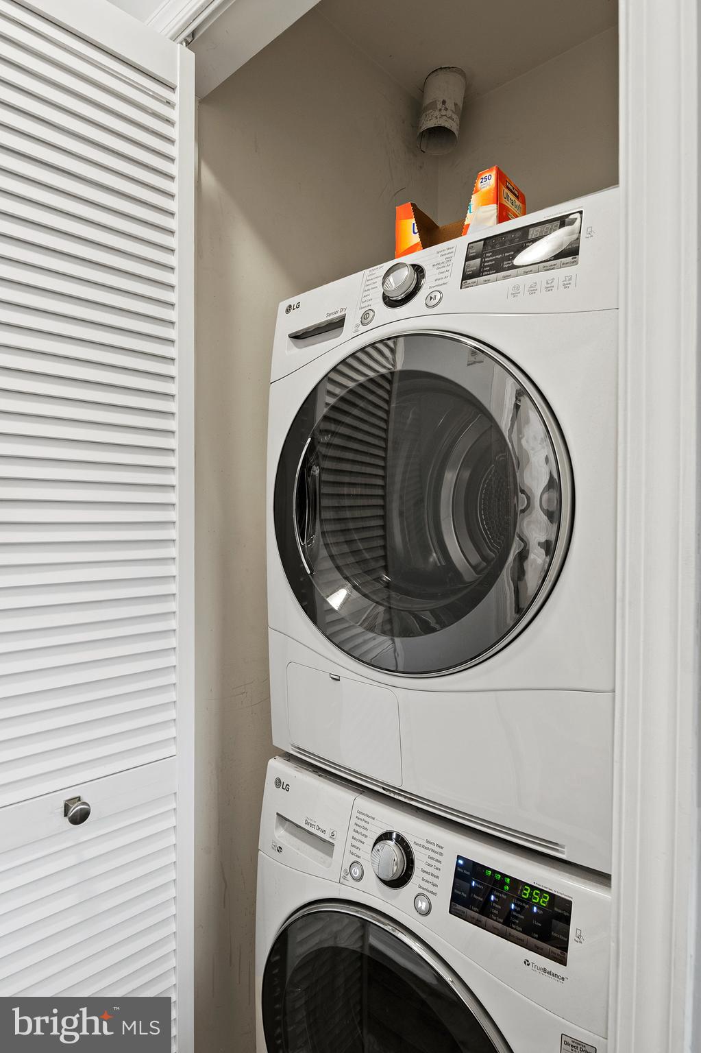 RIVERCHASE CONDOS - Residential