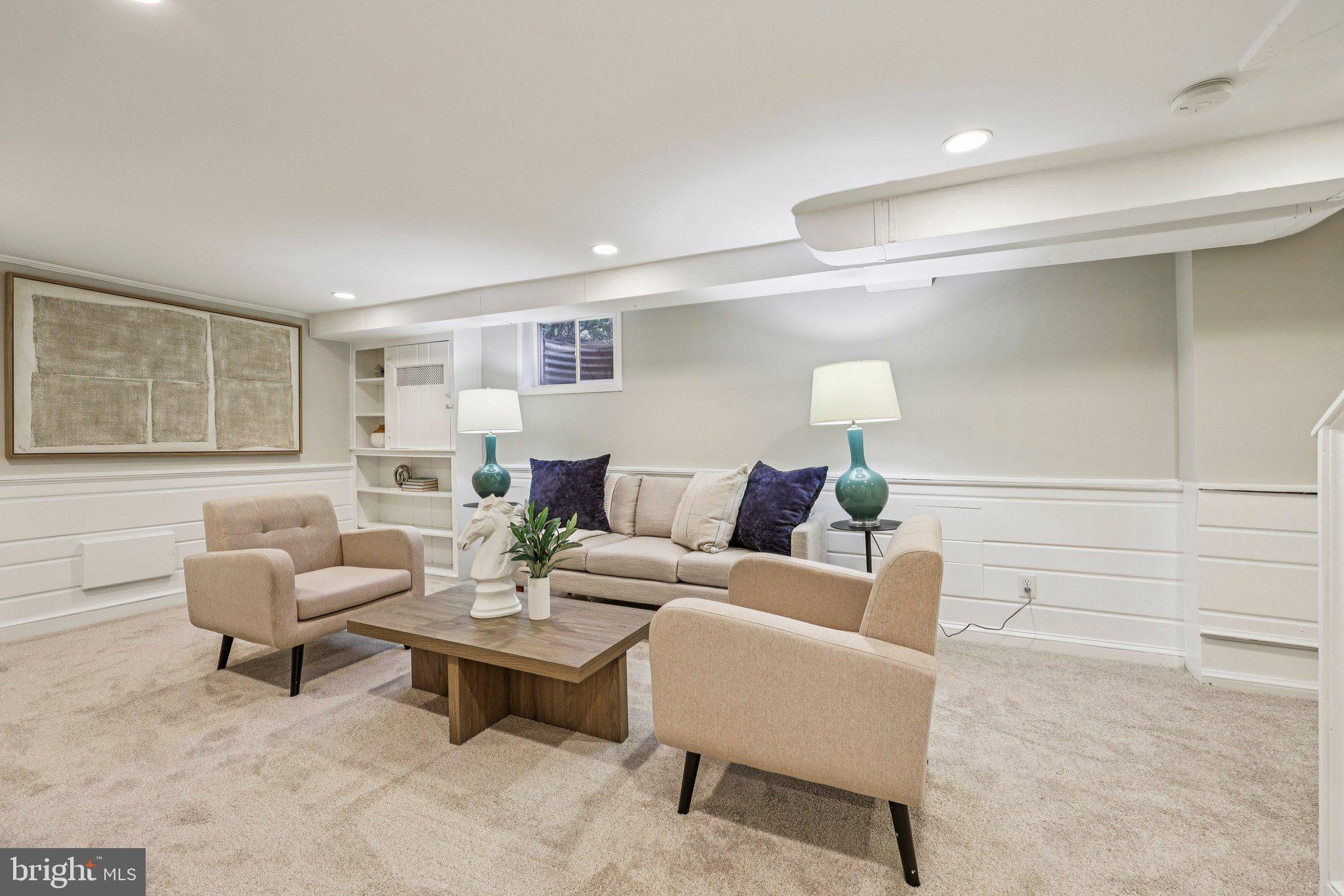 WOODACRES - Residential