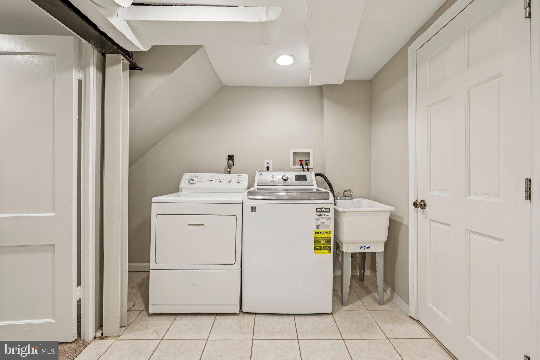 WOODACRES - Residential