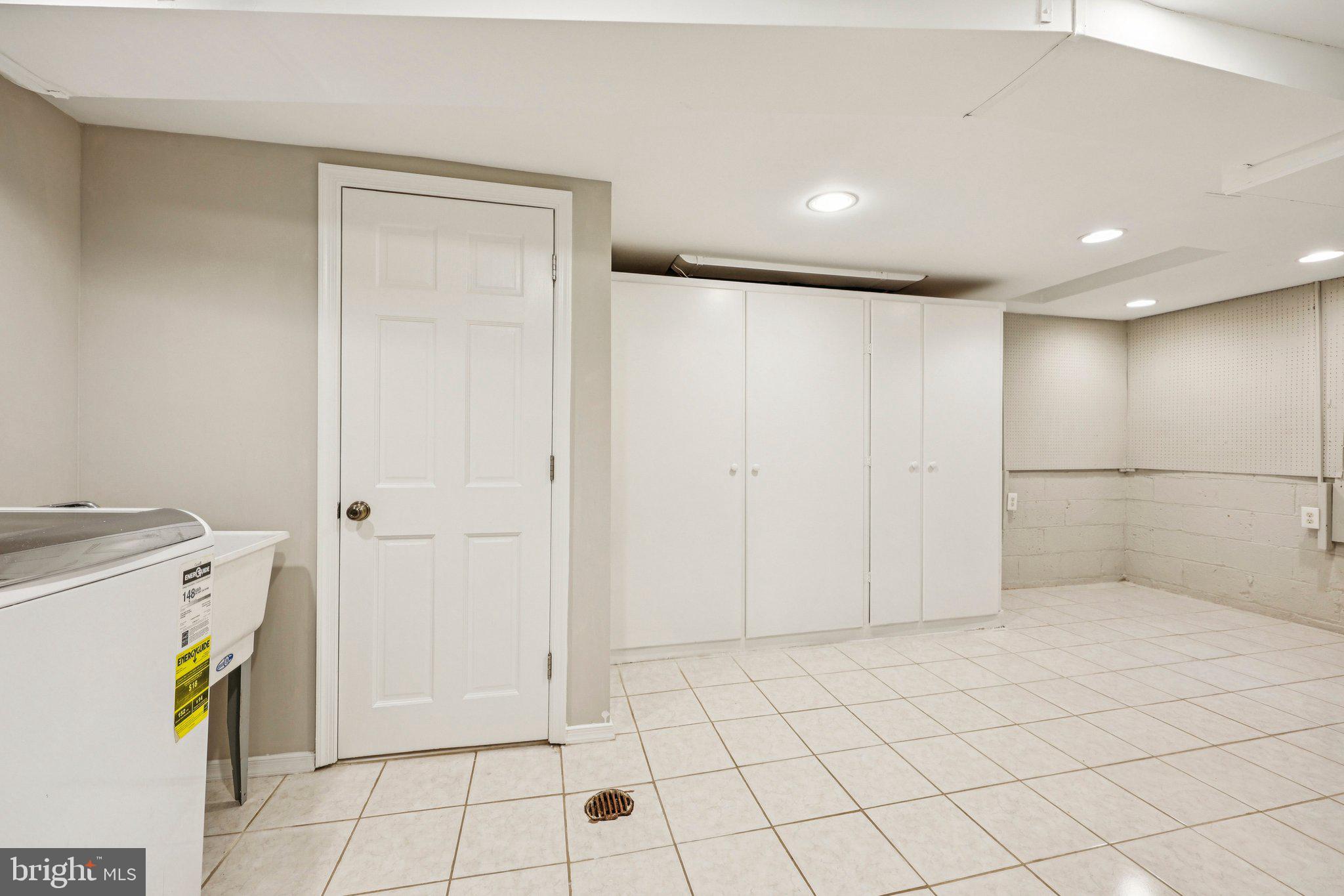 WOODACRES - Residential