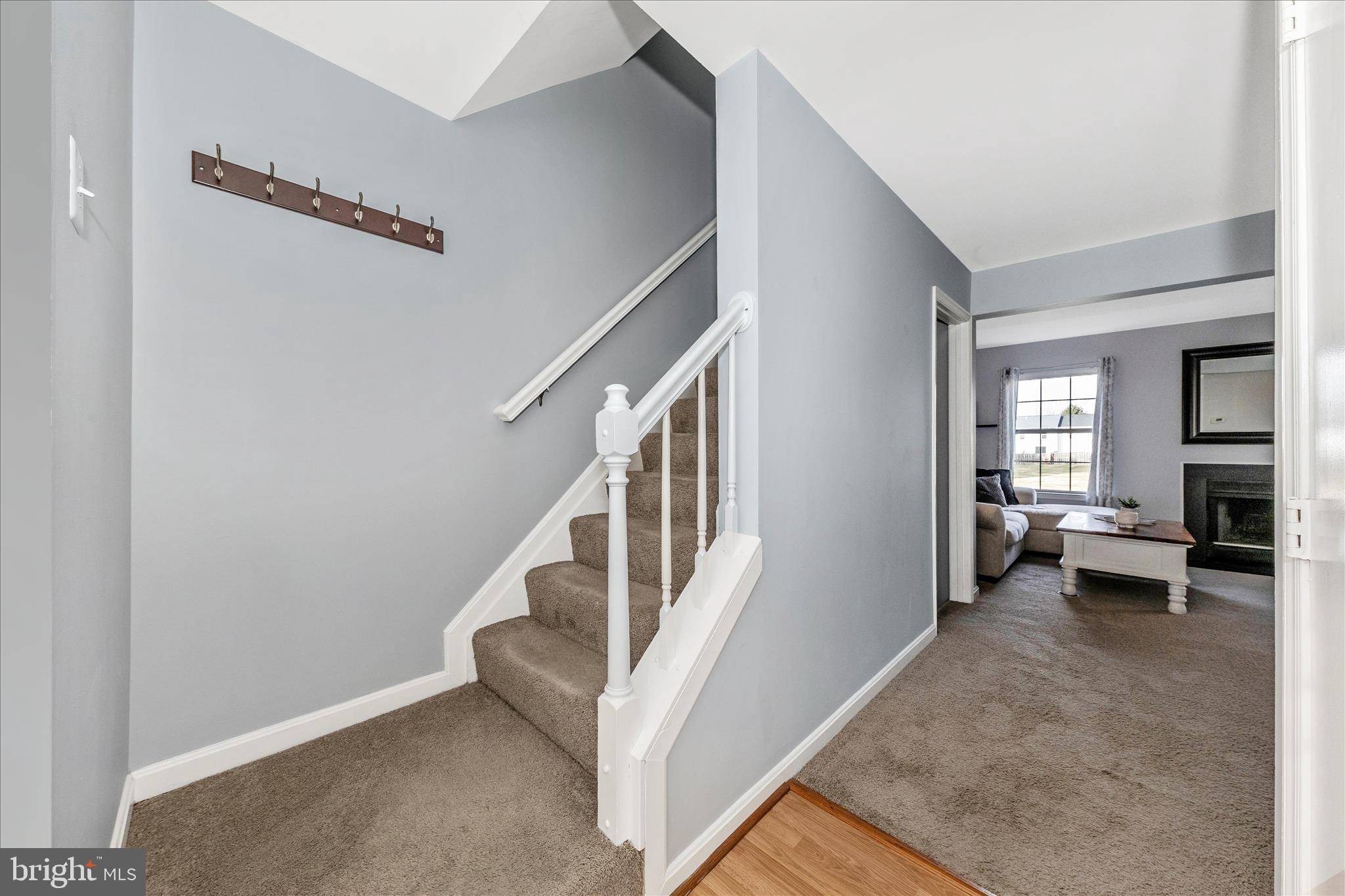 ROBIN MEADOWS - Residential