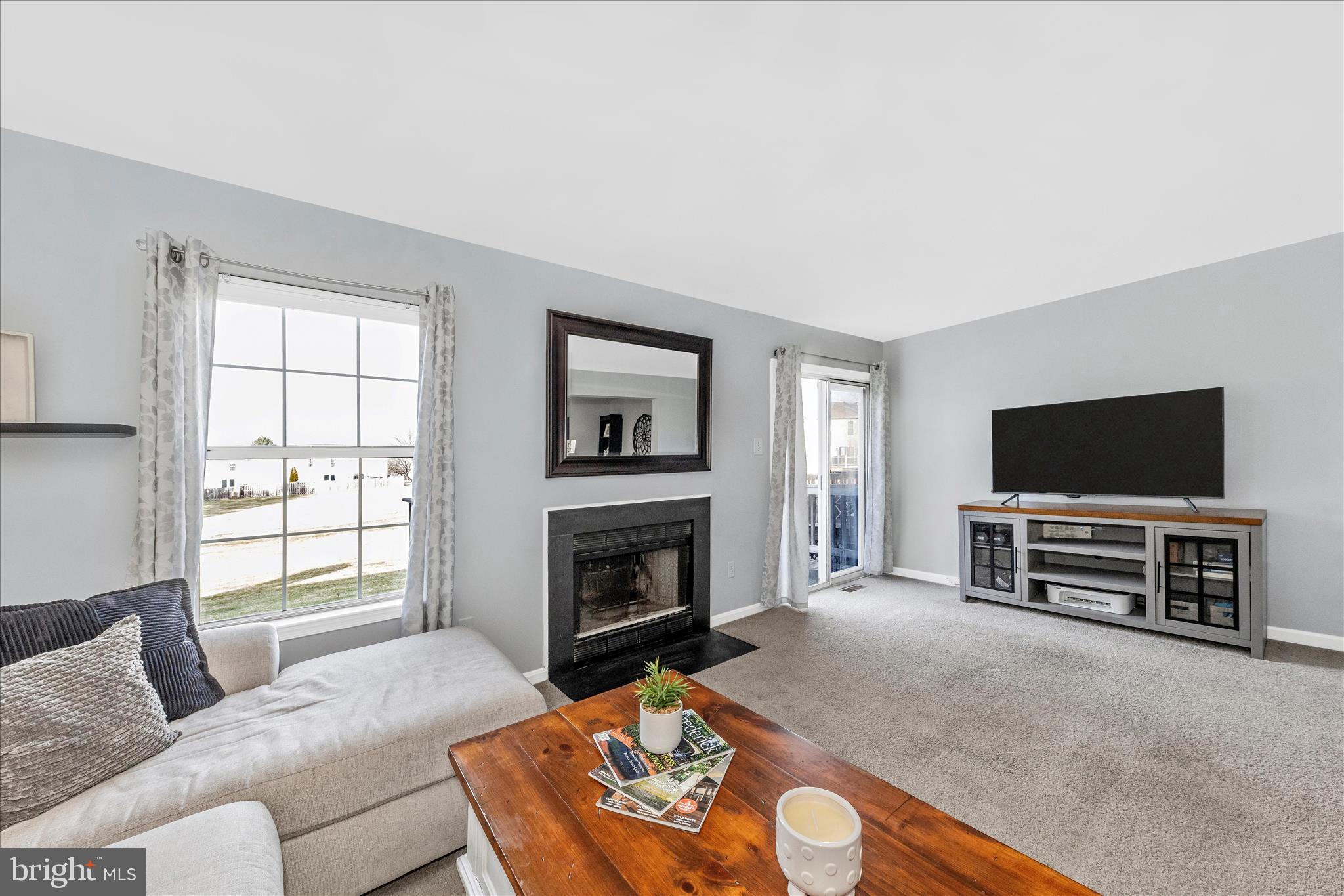 ROBIN MEADOWS - Residential