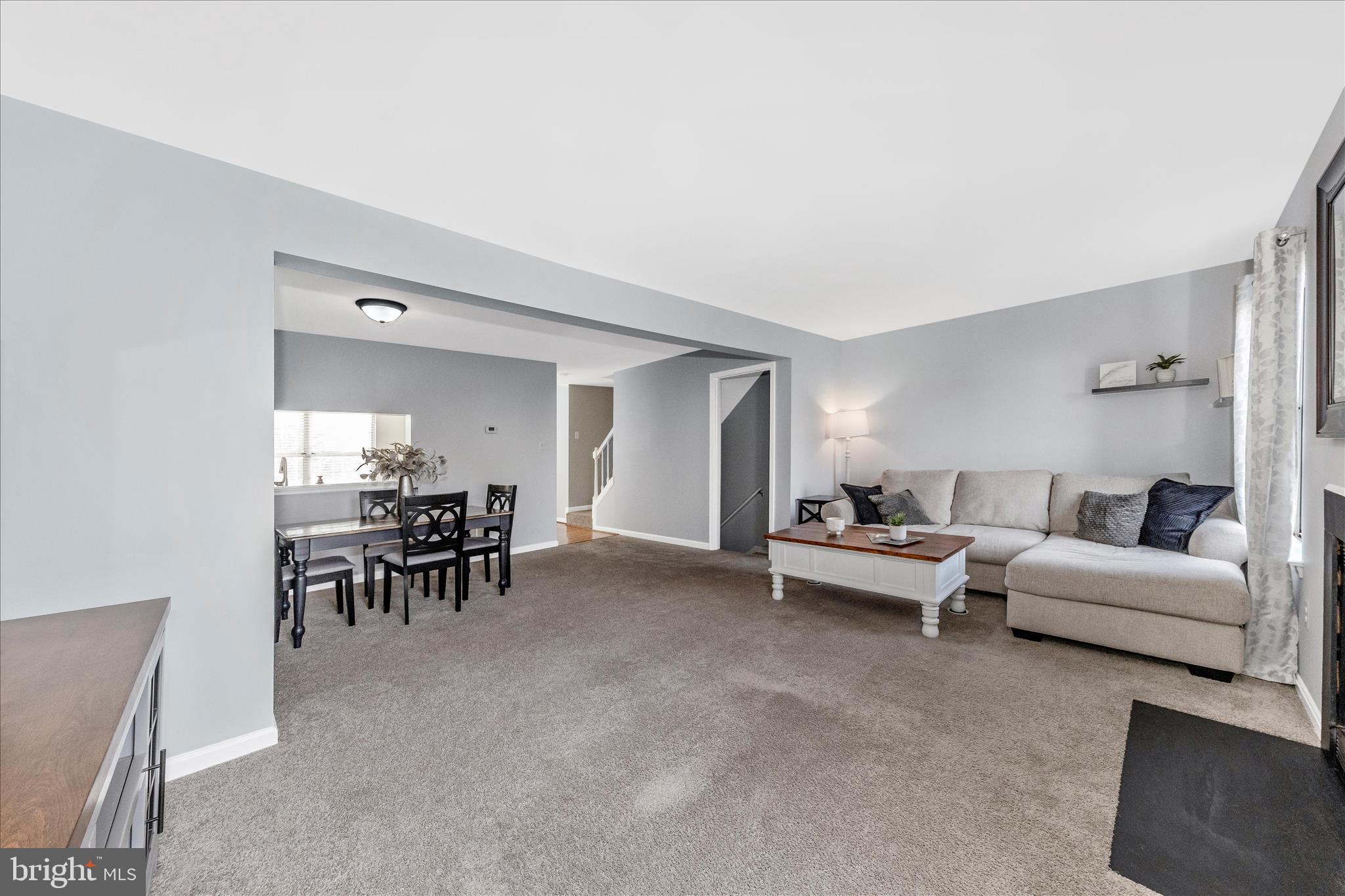 ROBIN MEADOWS - Residential