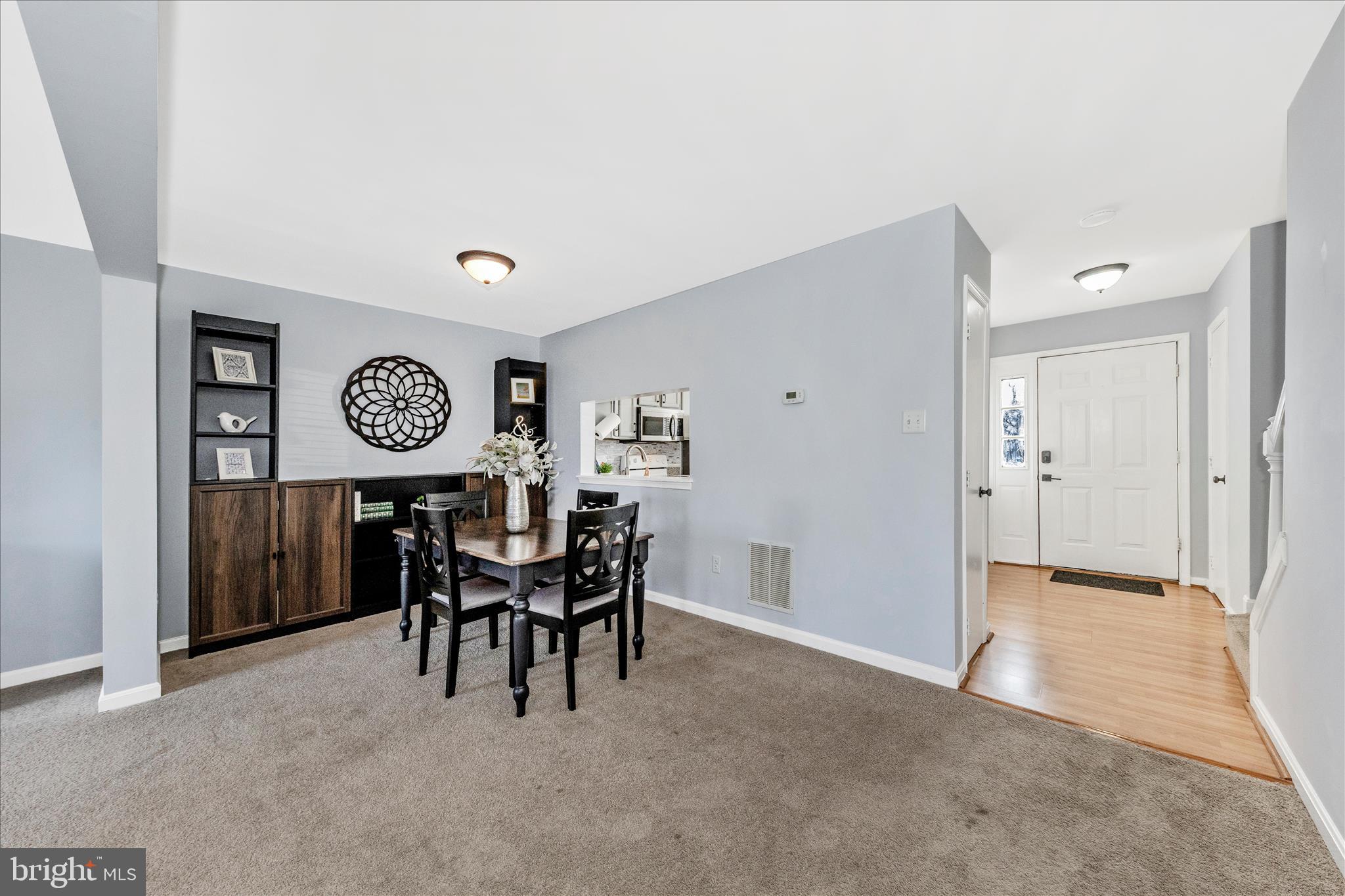 ROBIN MEADOWS - Residential