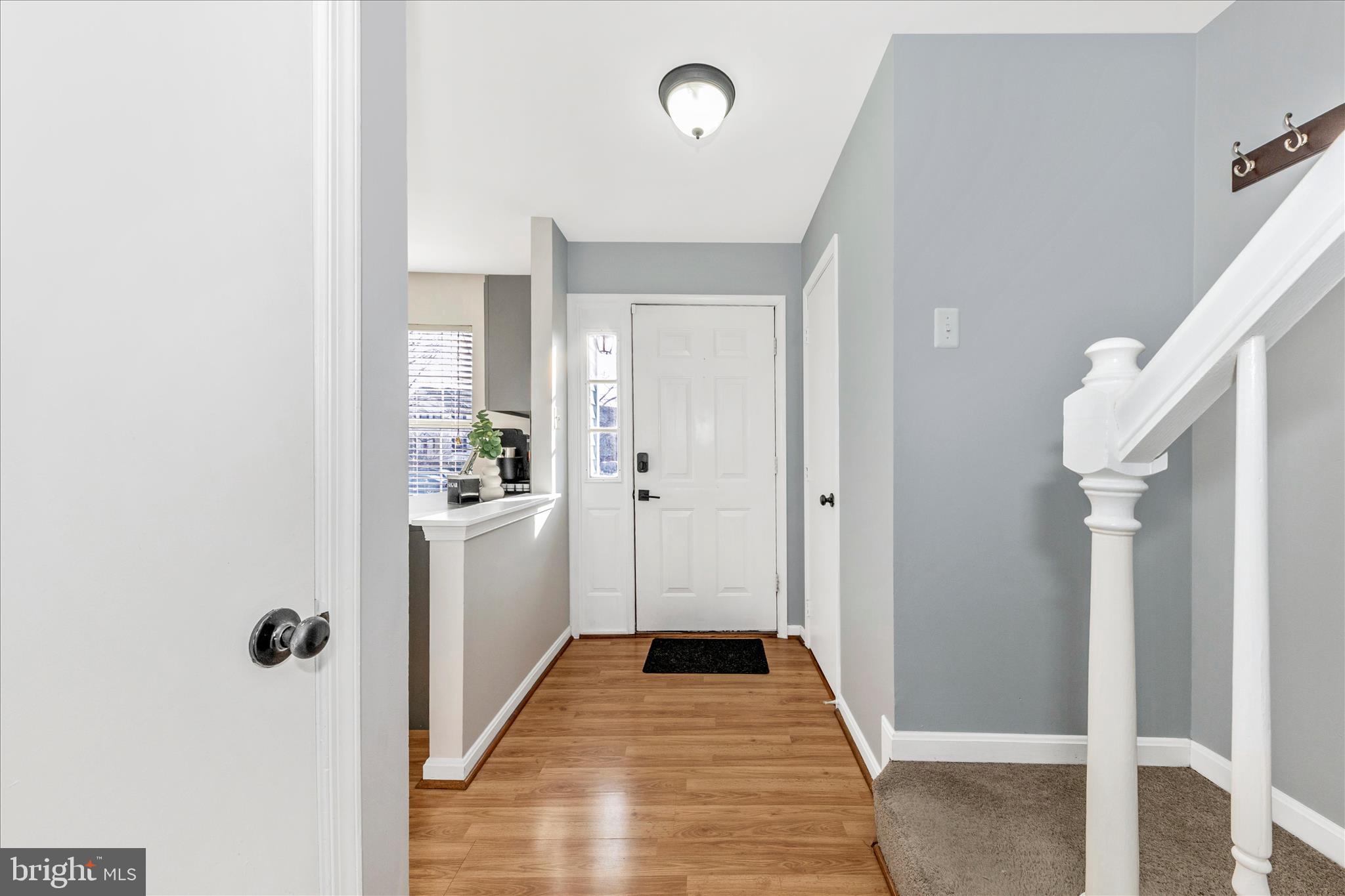 6744 SANDPIPER COURT