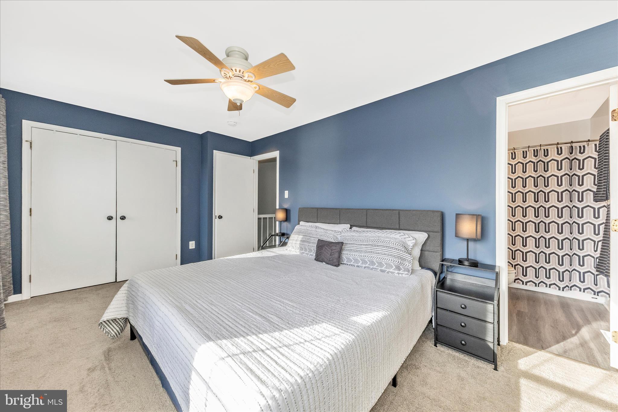 ROBIN MEADOWS - Residential