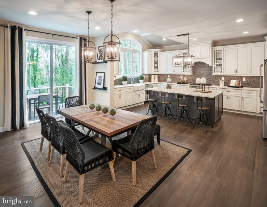 STRAWBERRY HILLS - Residential