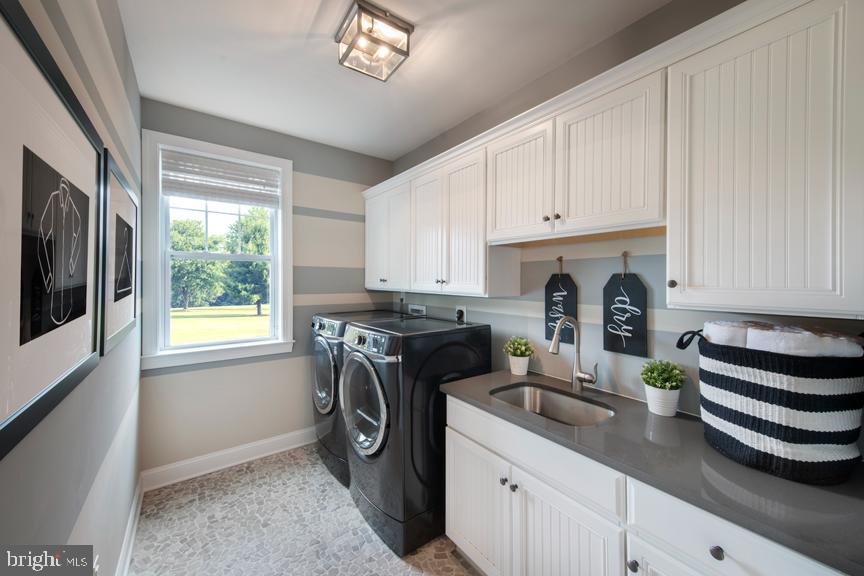 STRAWBERRY HILLS - Residential