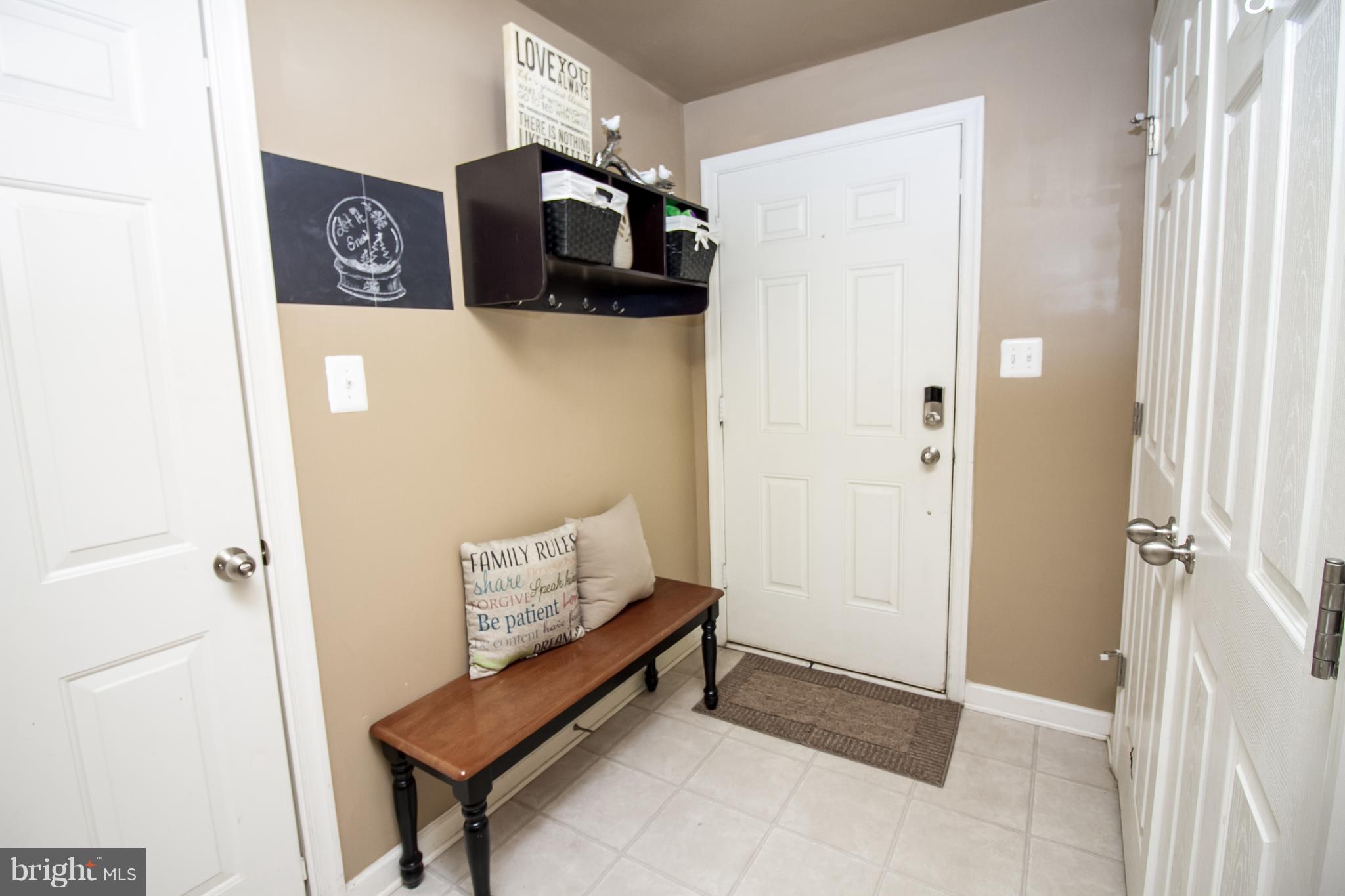 LAKELAND PLACE - Residential