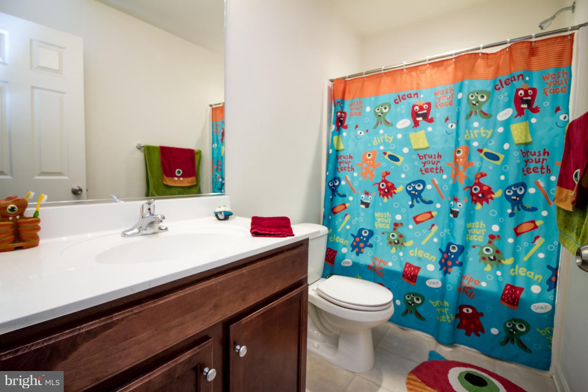 LAKELAND PLACE - Residential