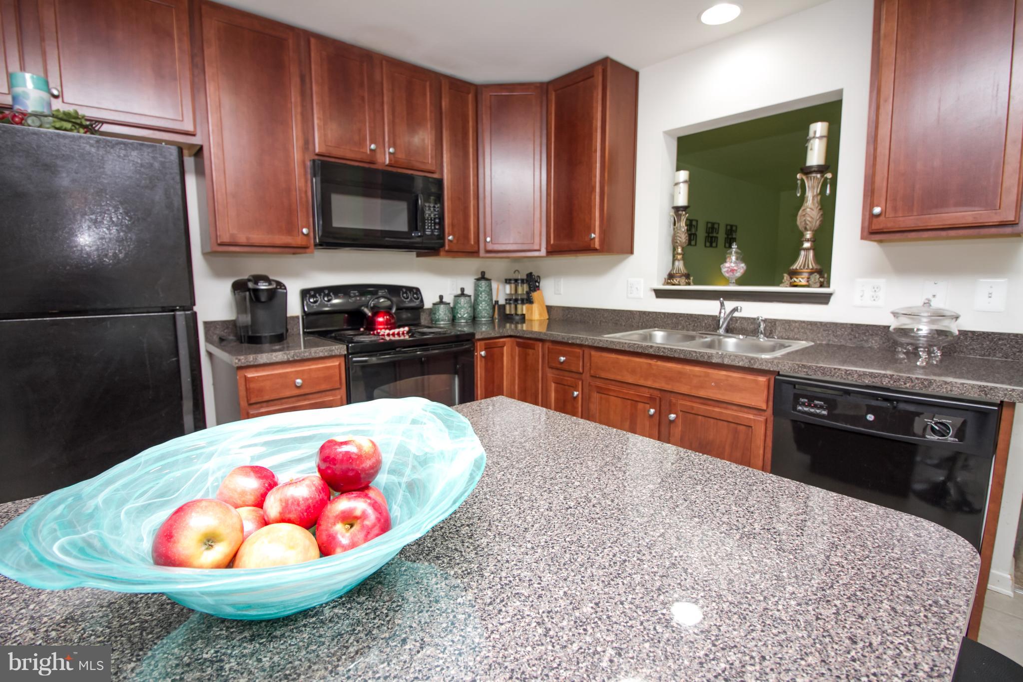 LAKELAND PLACE - Residential