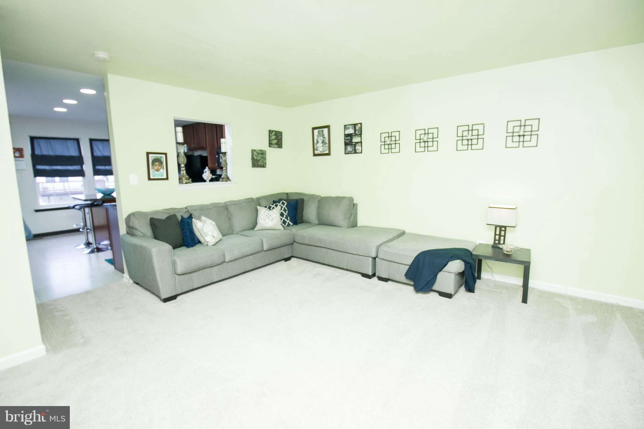 LAKELAND PLACE - Residential